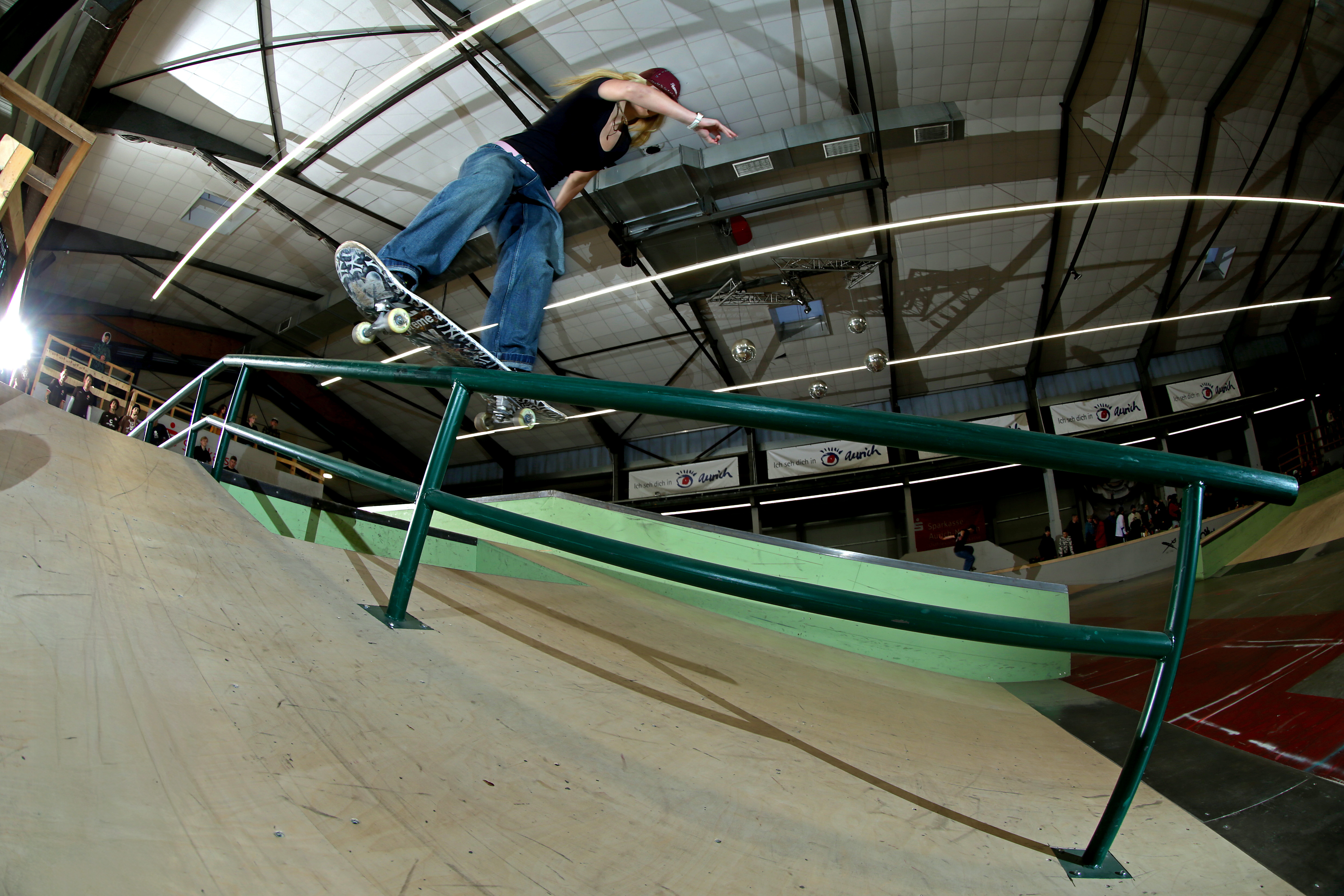 FlorenceUlrich_BsBoardslide_Aurich2025_Gentsch_adj_.jpg