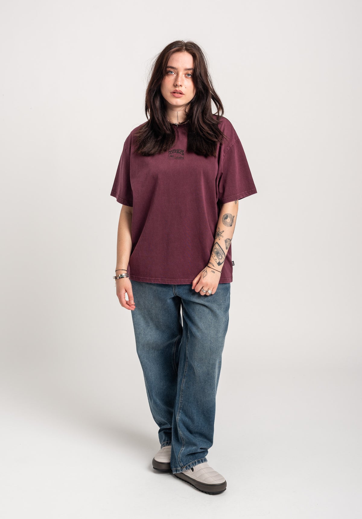 TITUS W Heritage Clean T-shirt darkberryfaded – Vista laterale