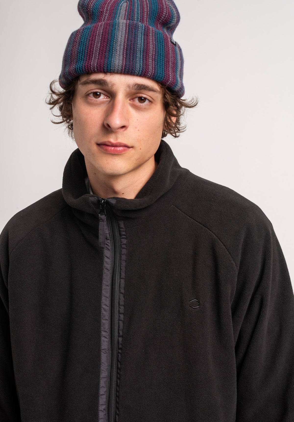 TITUS Bugo Pile black – Vista posteriore
