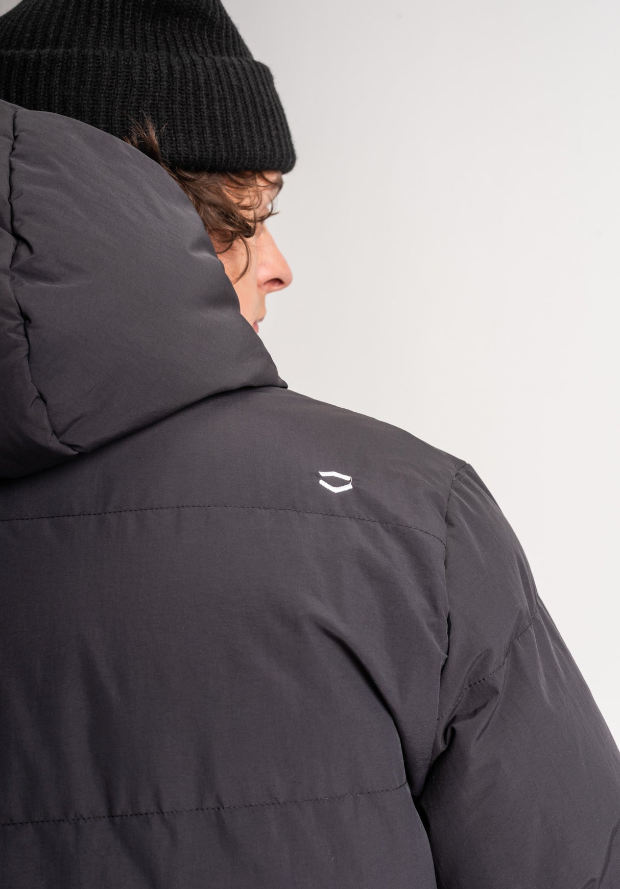 Puffer black Closeup2