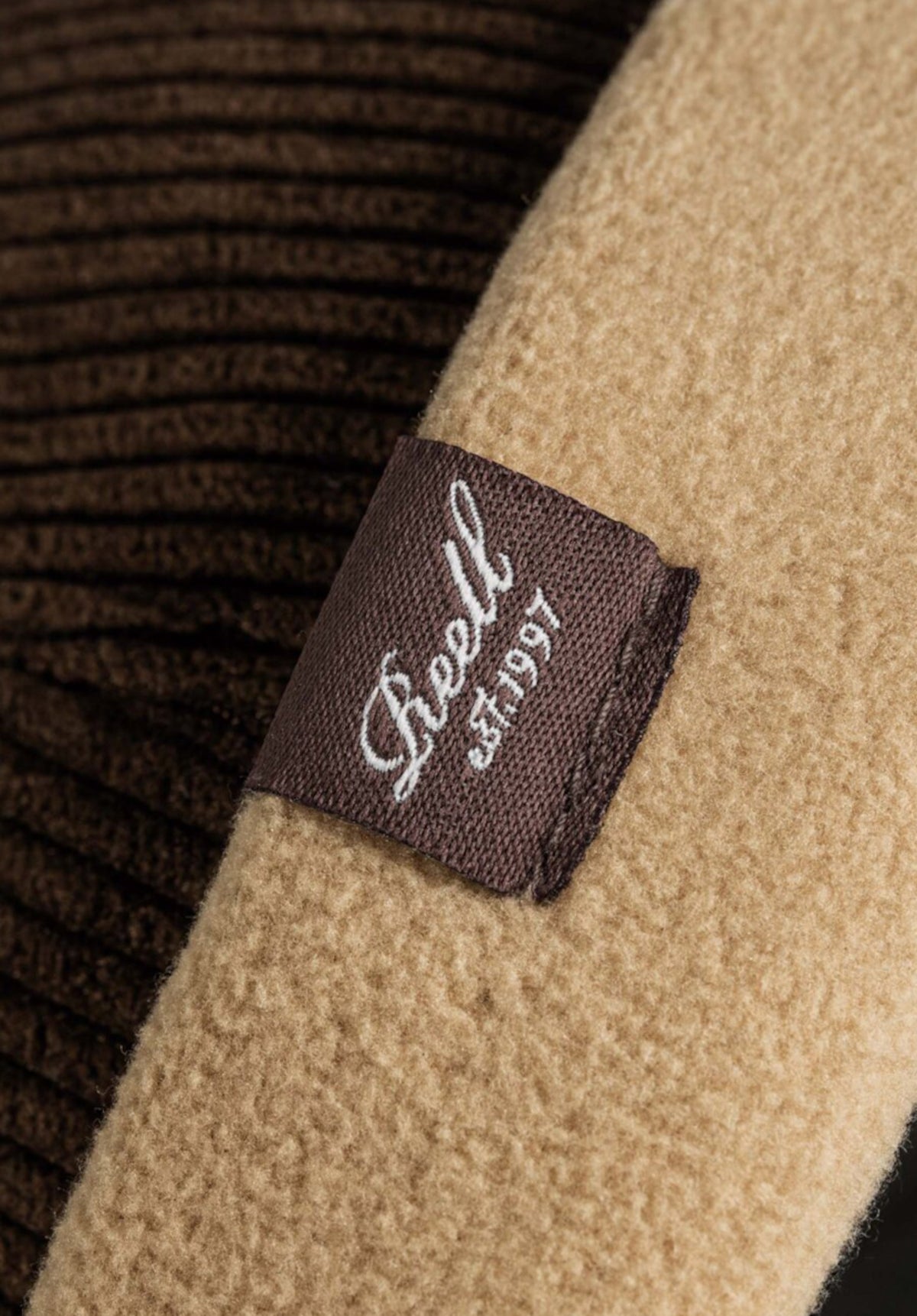 Reell Docker Cap Gorro darkbrown-cord-beige-fleece – Vista de detalle 1