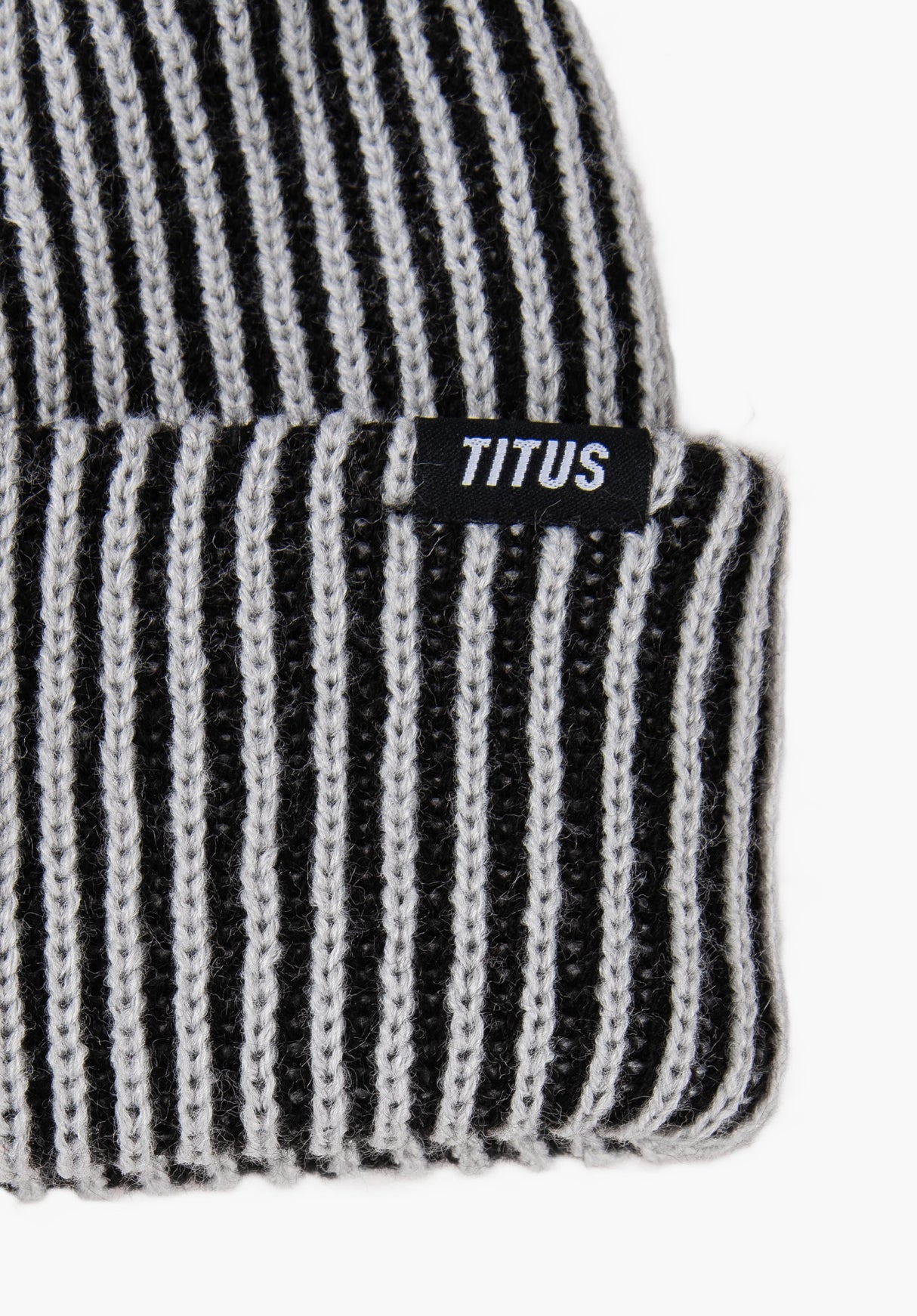 TITUS Däkl Beanie grey – Back view