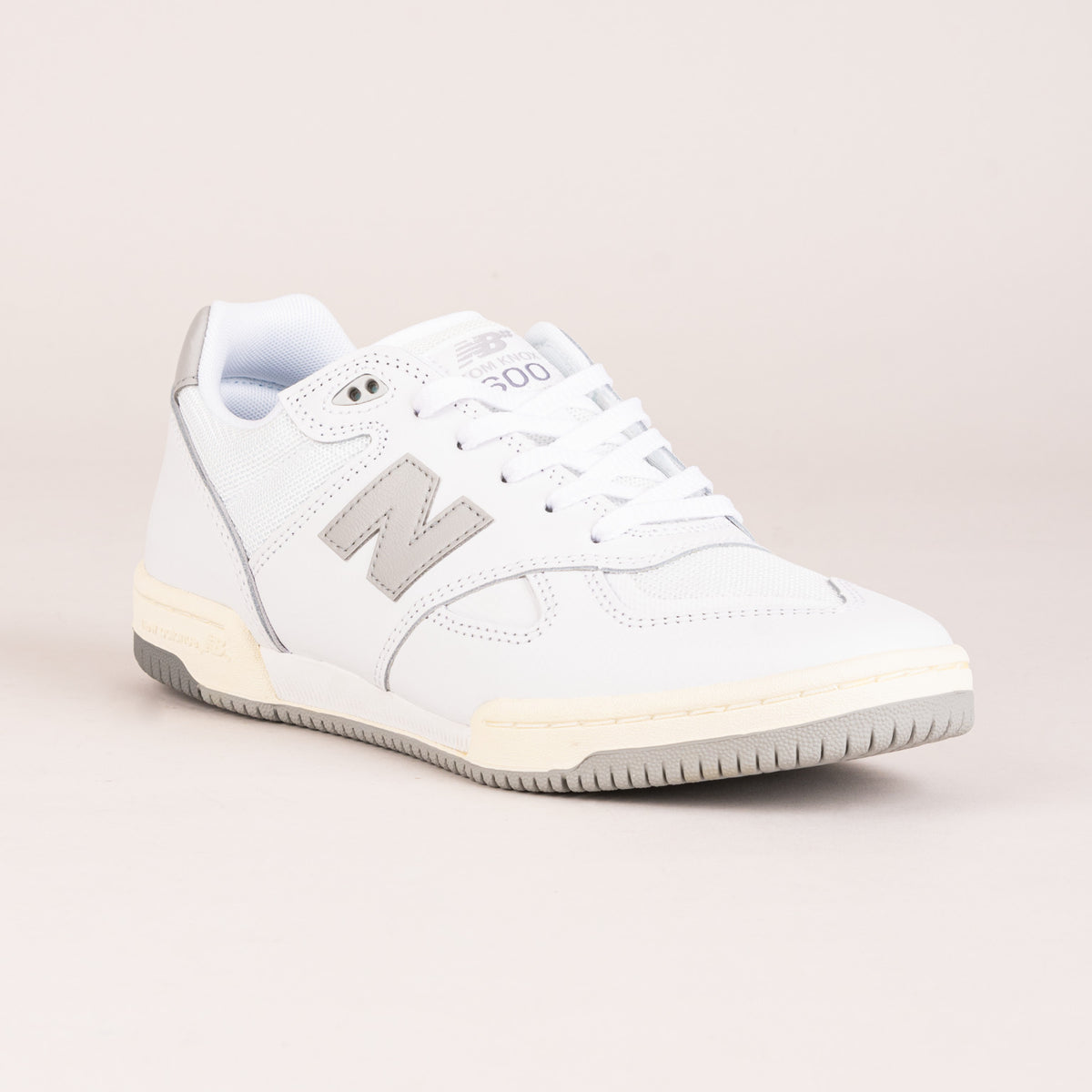 600 Tom Knox New Balance Numeric Mens Shoes in white for men – TITUS