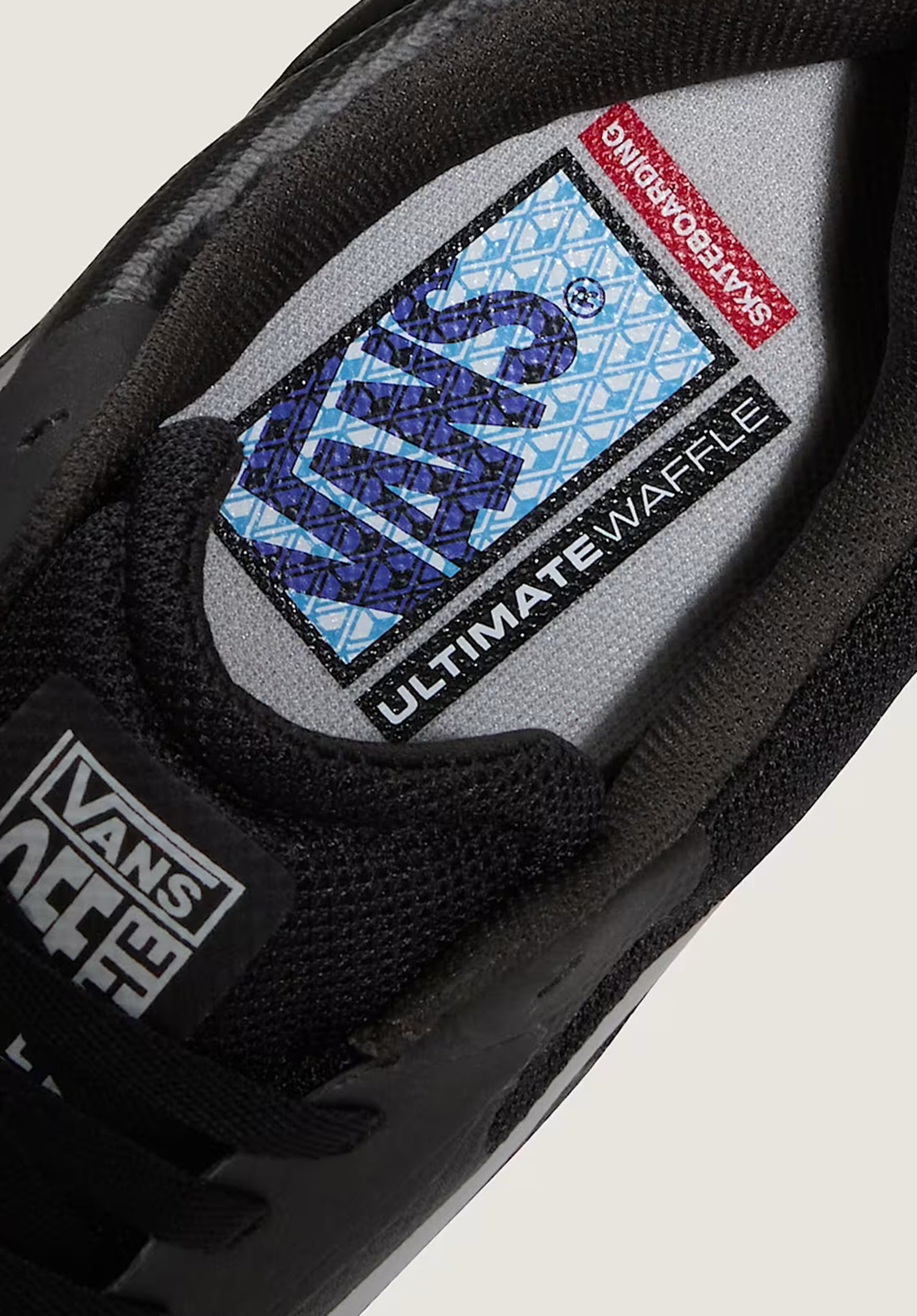 Skate AVE 2.0 black-metallic Closeup1 Zoom Image