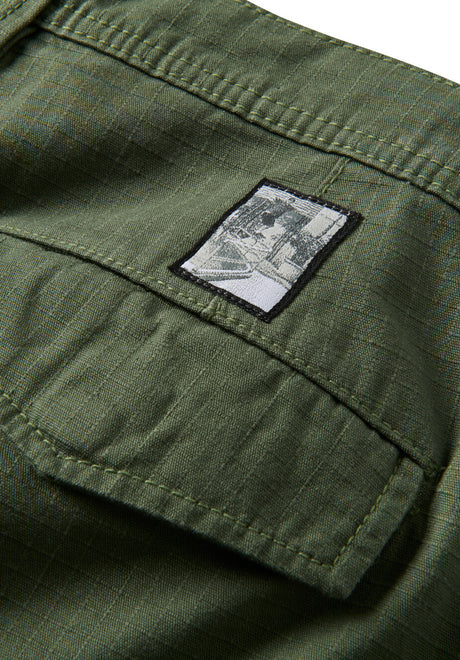 Skate Loose Atiba Haze Cargo pineforest Closeup1