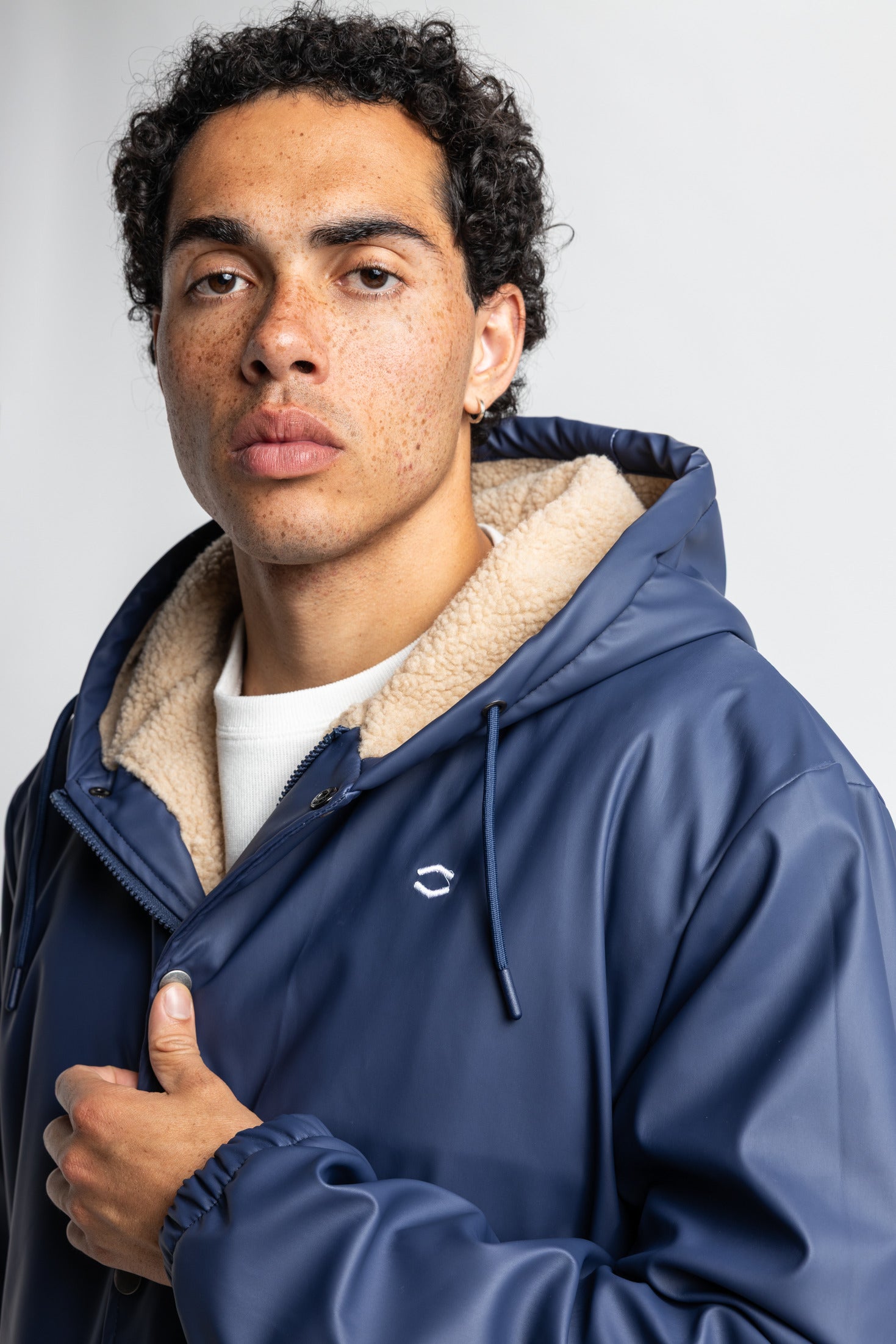 Henry navy Rueckenansicht Zoom Image