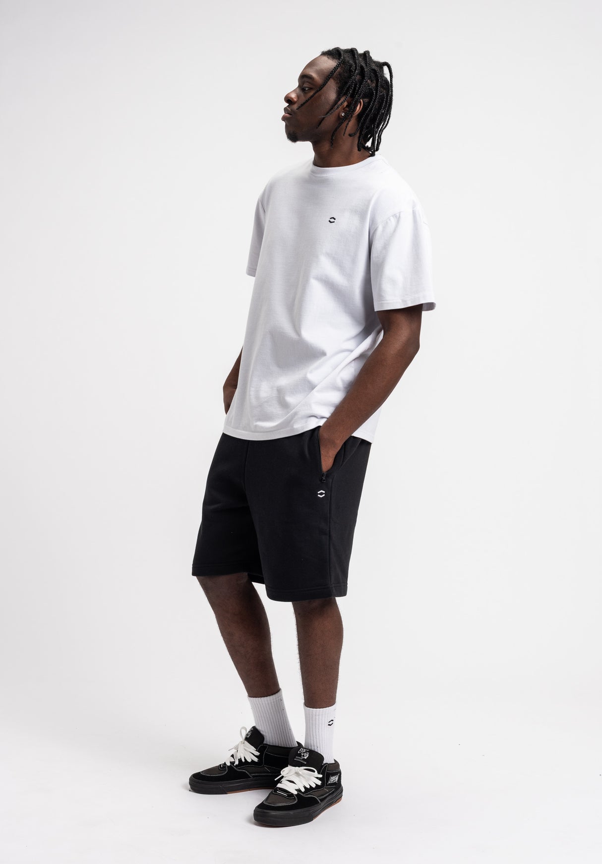 HXGN white Closeup2
