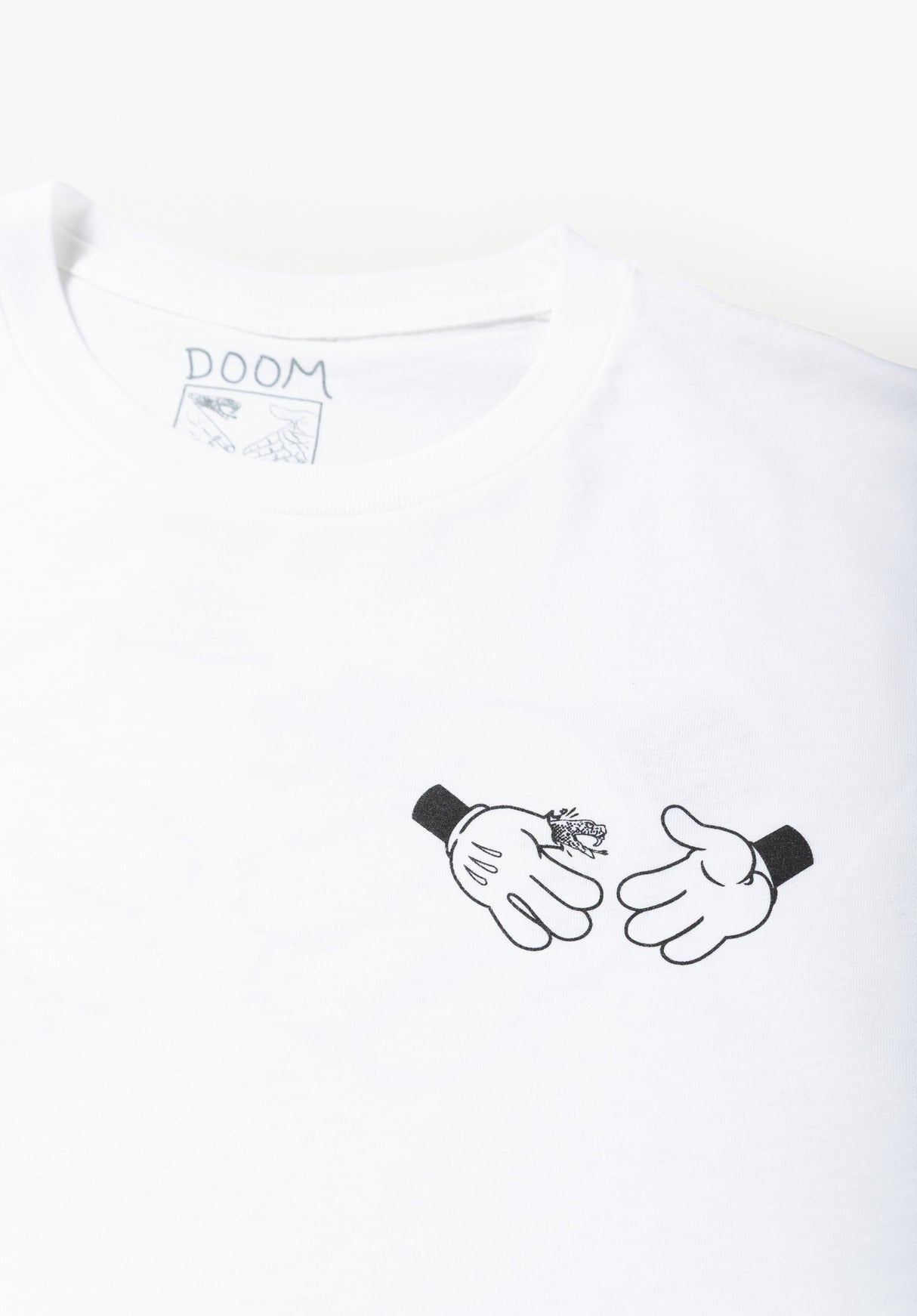 Toon Shake white Closeup2