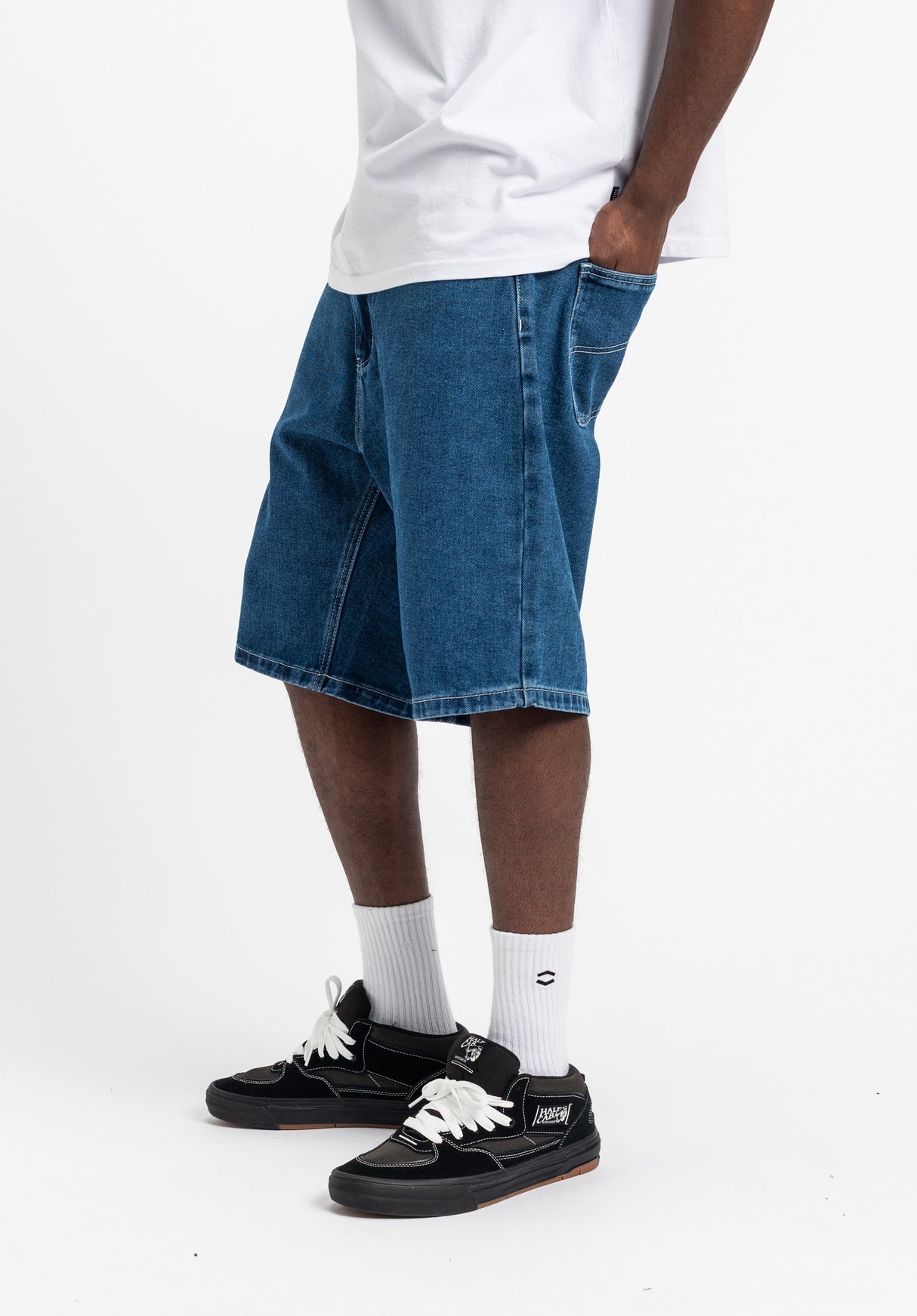 Boogy Short bluedenim Rueckenansicht