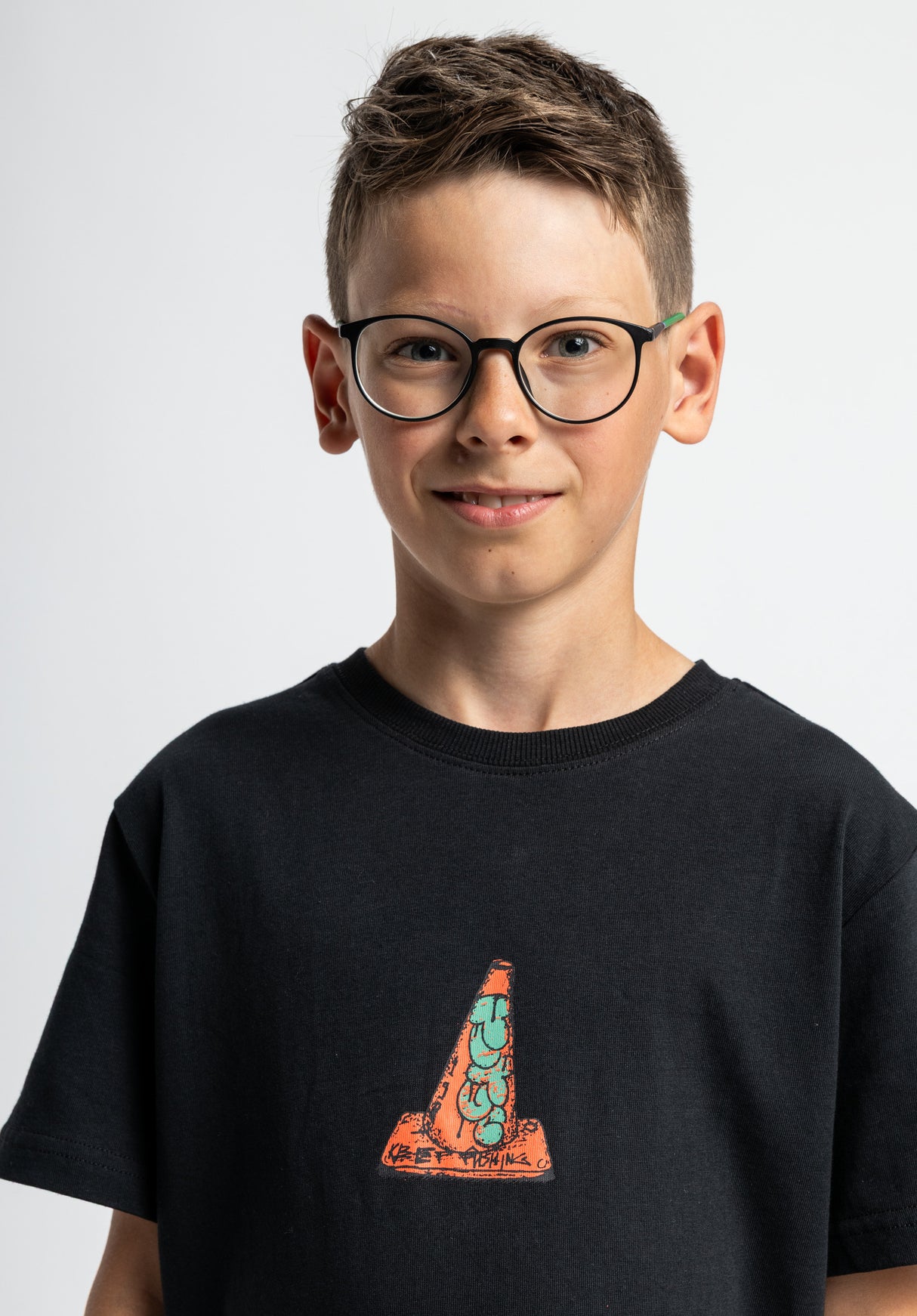 Pylone Kids black Rueckenansicht