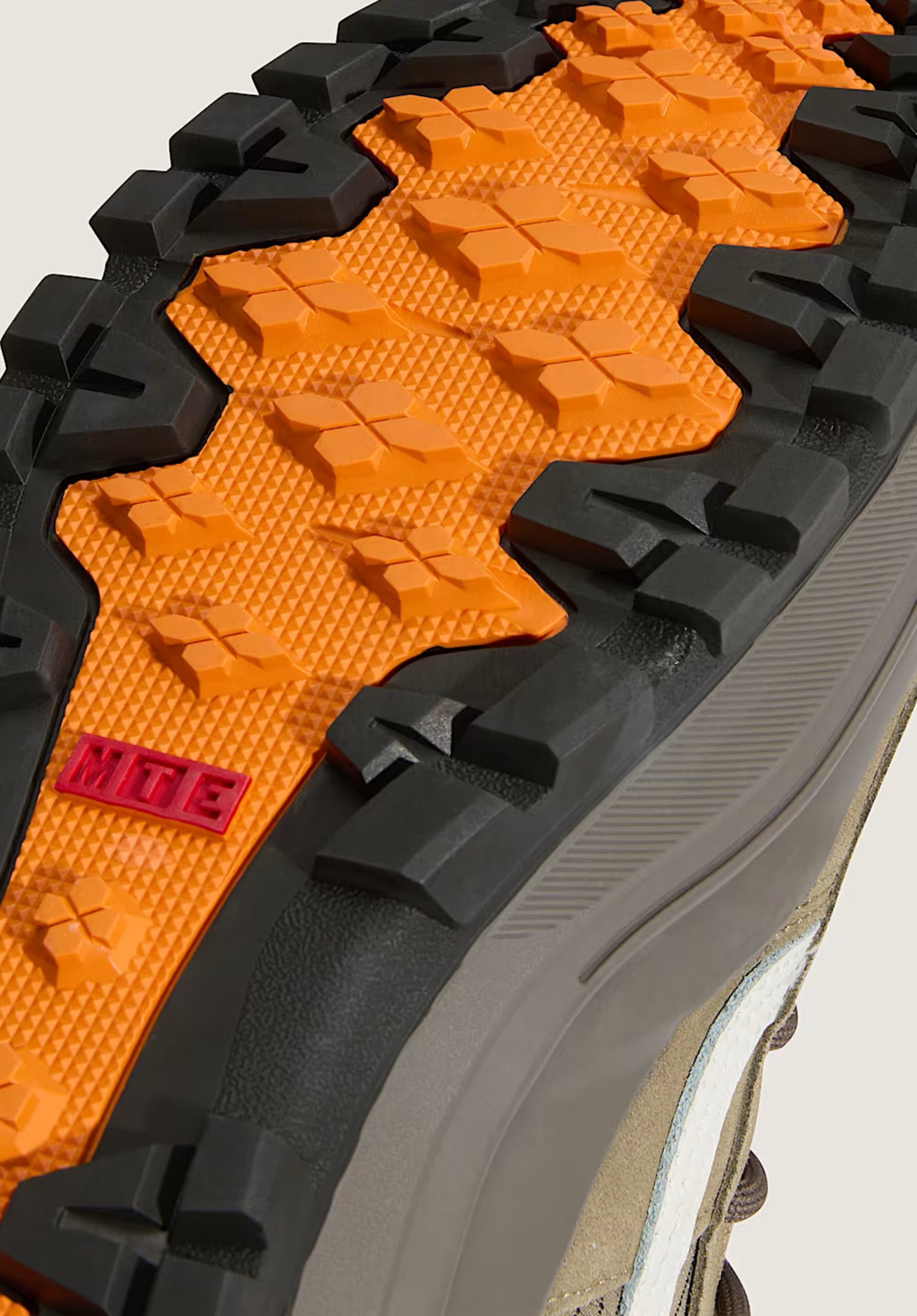 MTE Sk8-Hi Gore-Tex Insulated brown-khaki Closeup1 Zoom Image