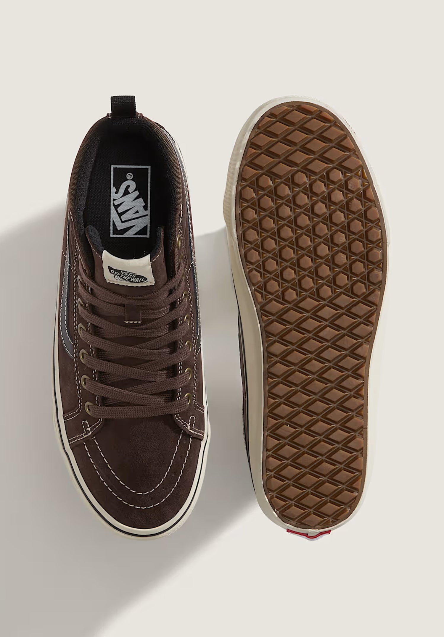MTE Sk8-Hi Insulated brown Closeup1 Zoom Image