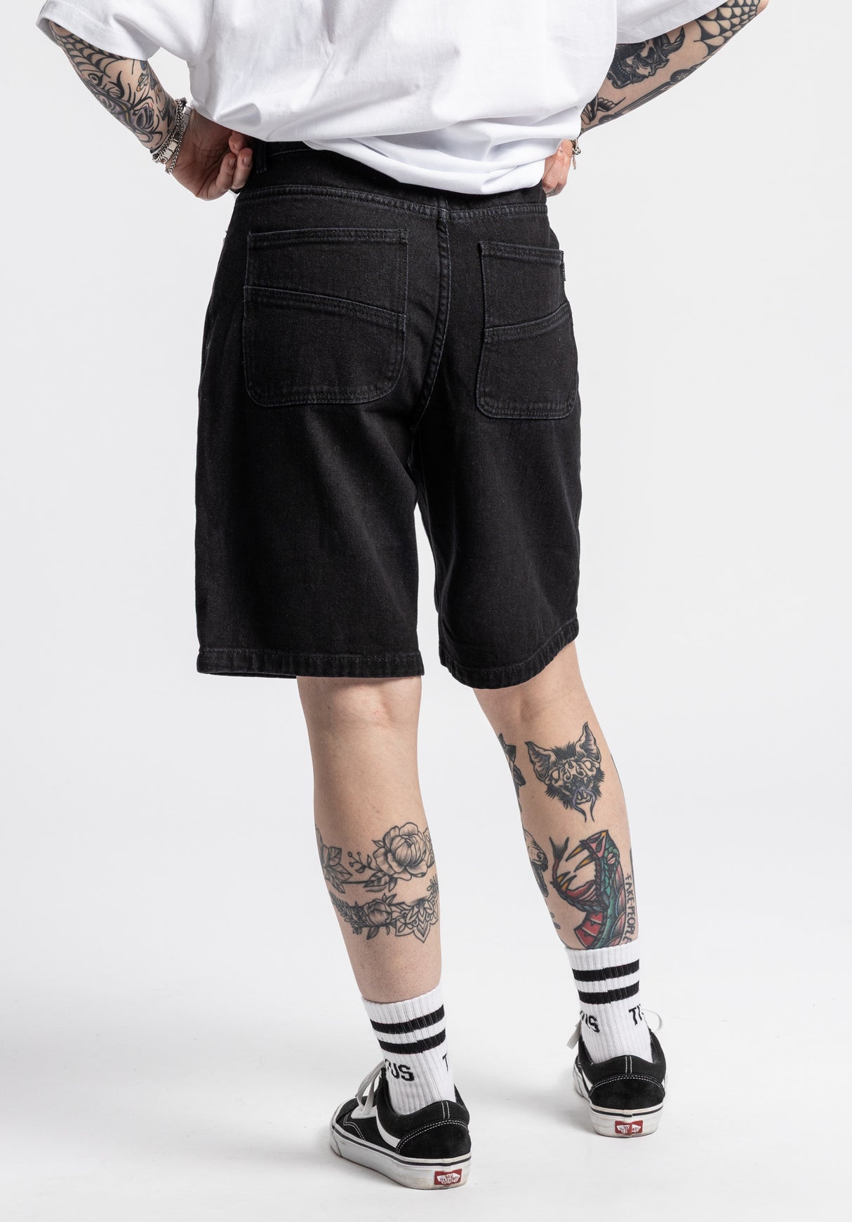 Duana blackwashed Closeup1