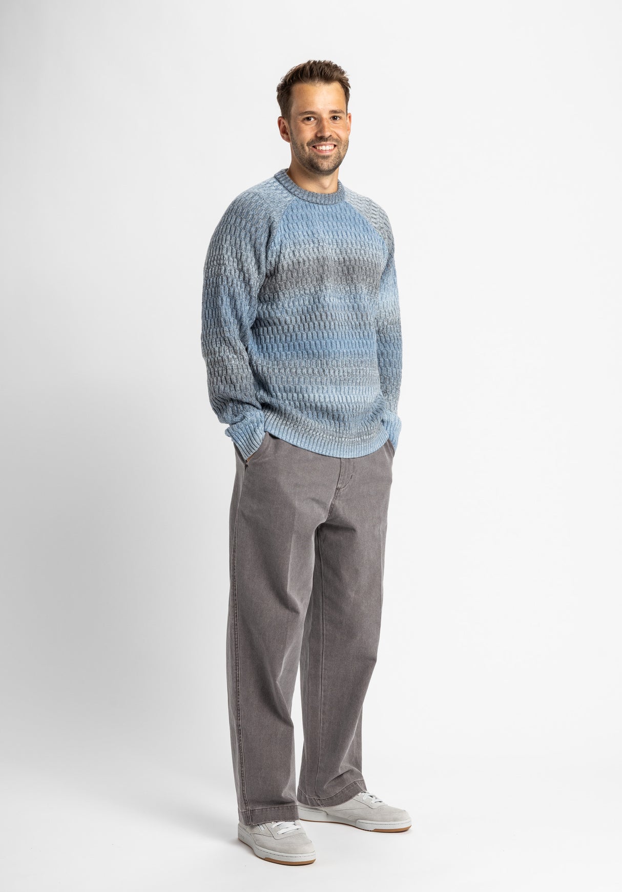 Mandou blue Rueckenansicht