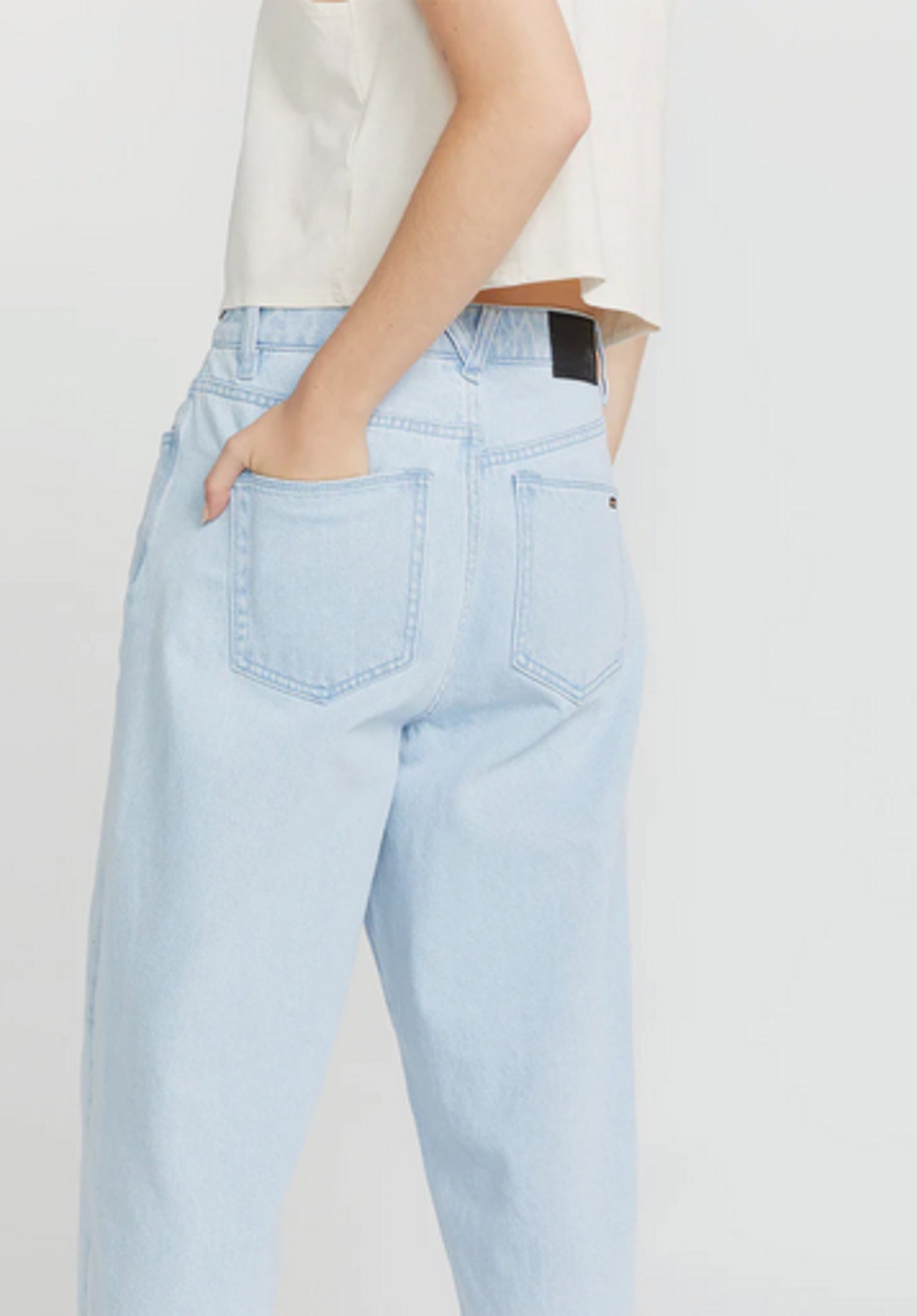 Weellow lightblue Rueckenansicht Zoom Image