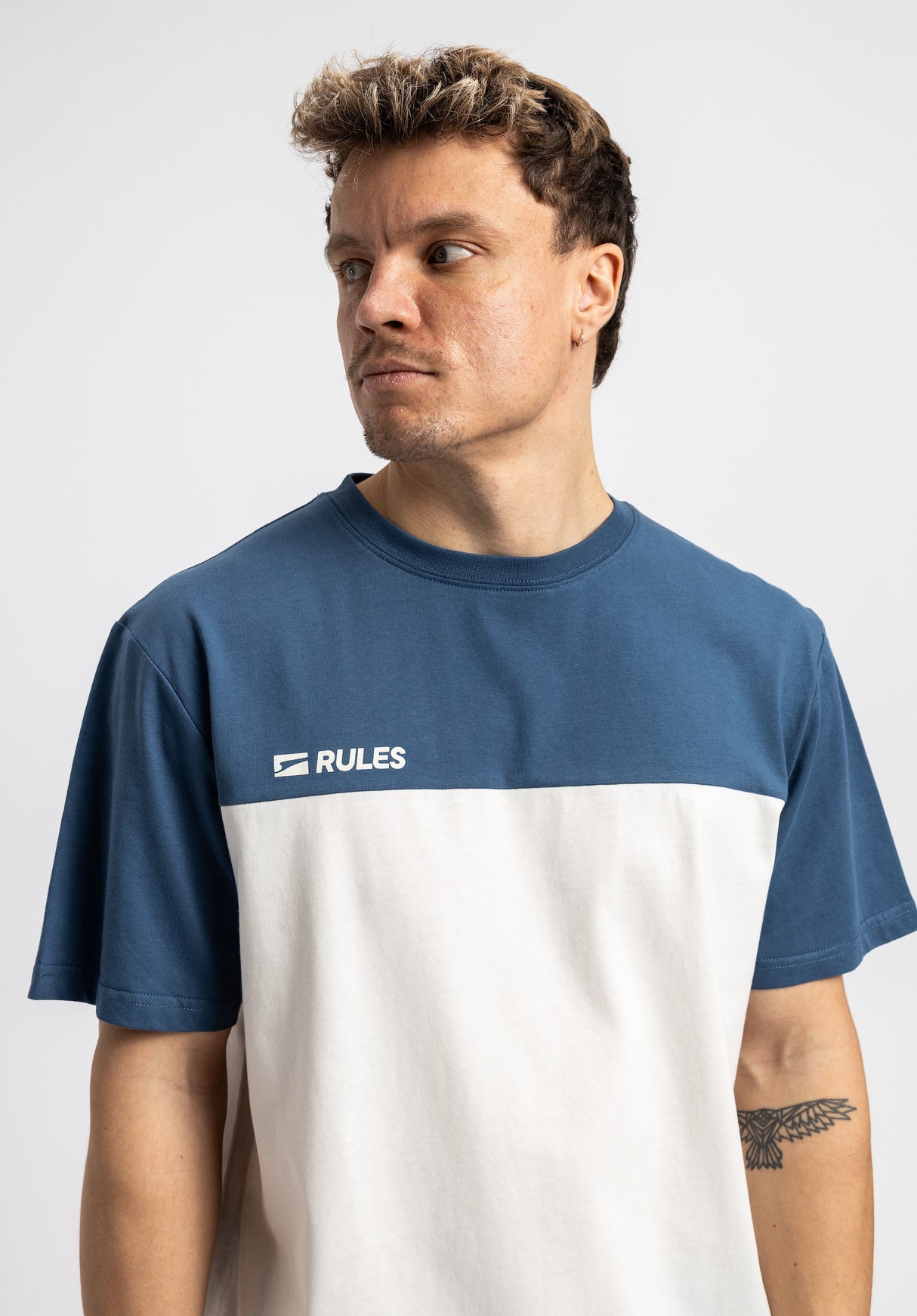 Asper offwhite-indigo Rueckenansicht