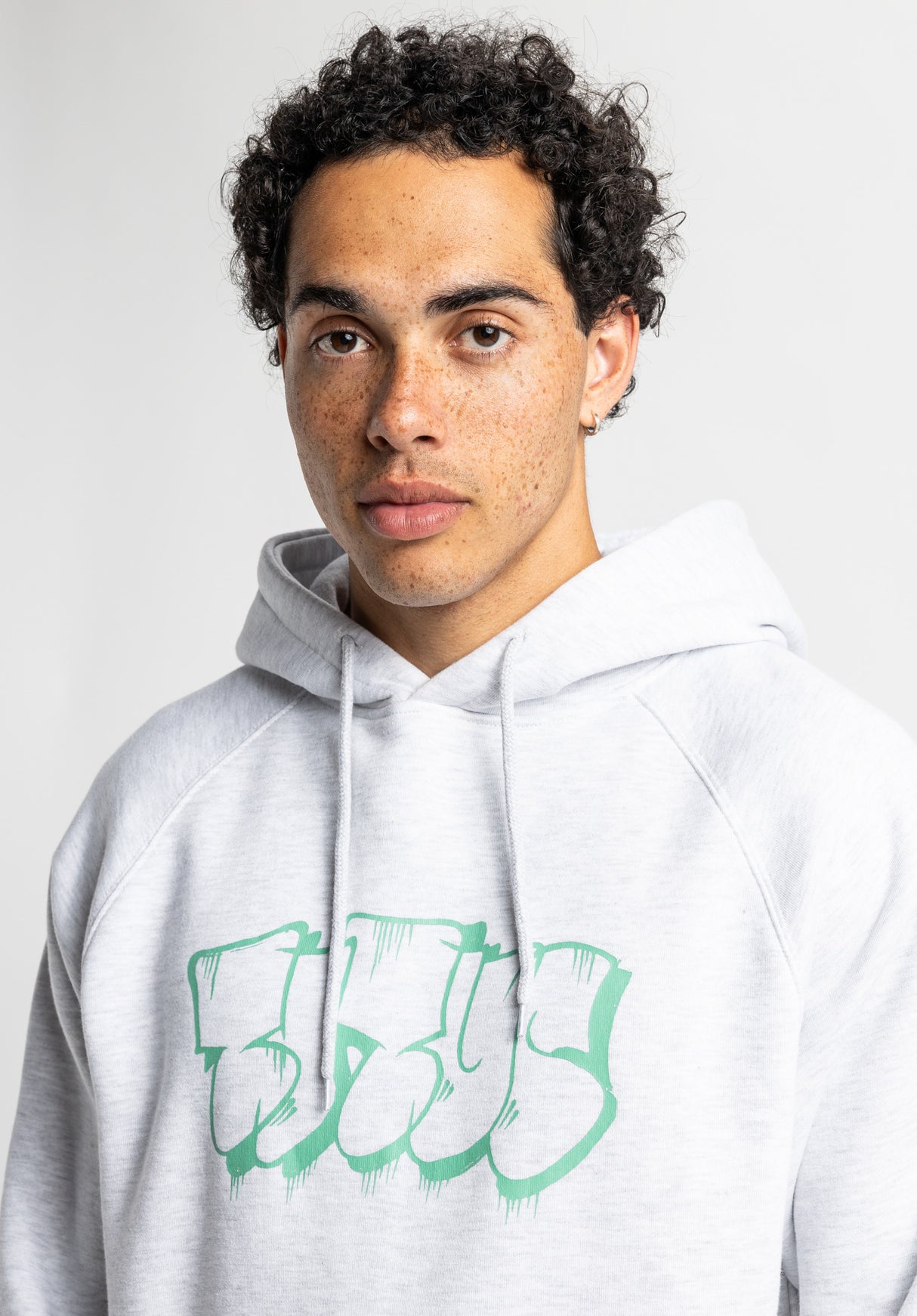 Tag lightheathergrey Closeup1