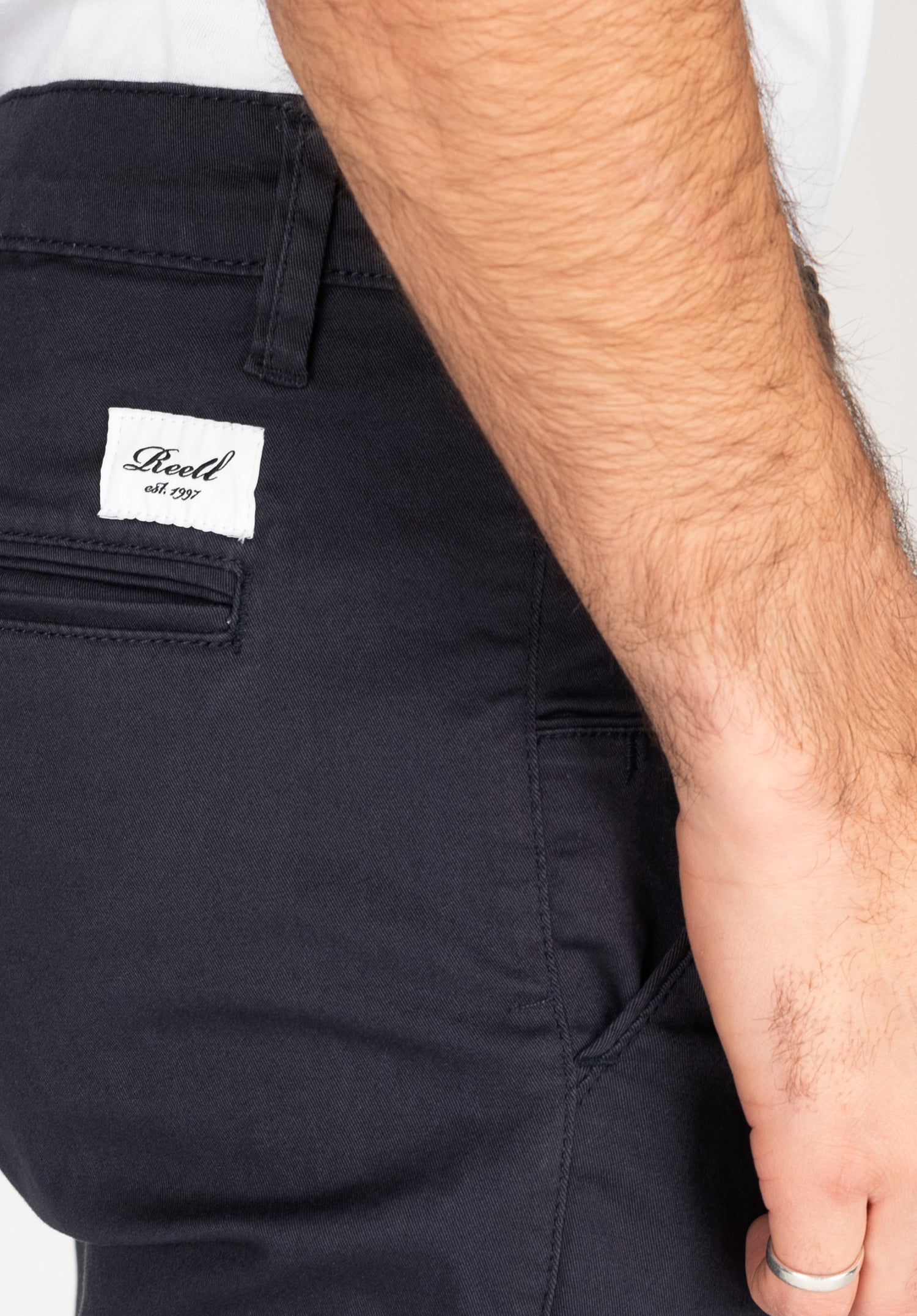 Flex Tapered Chino navy Closeup2 Zoom Image