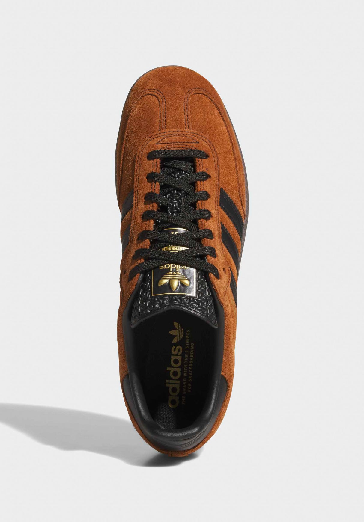 Samba ADV dubrown-coreblack-gum Closeup1