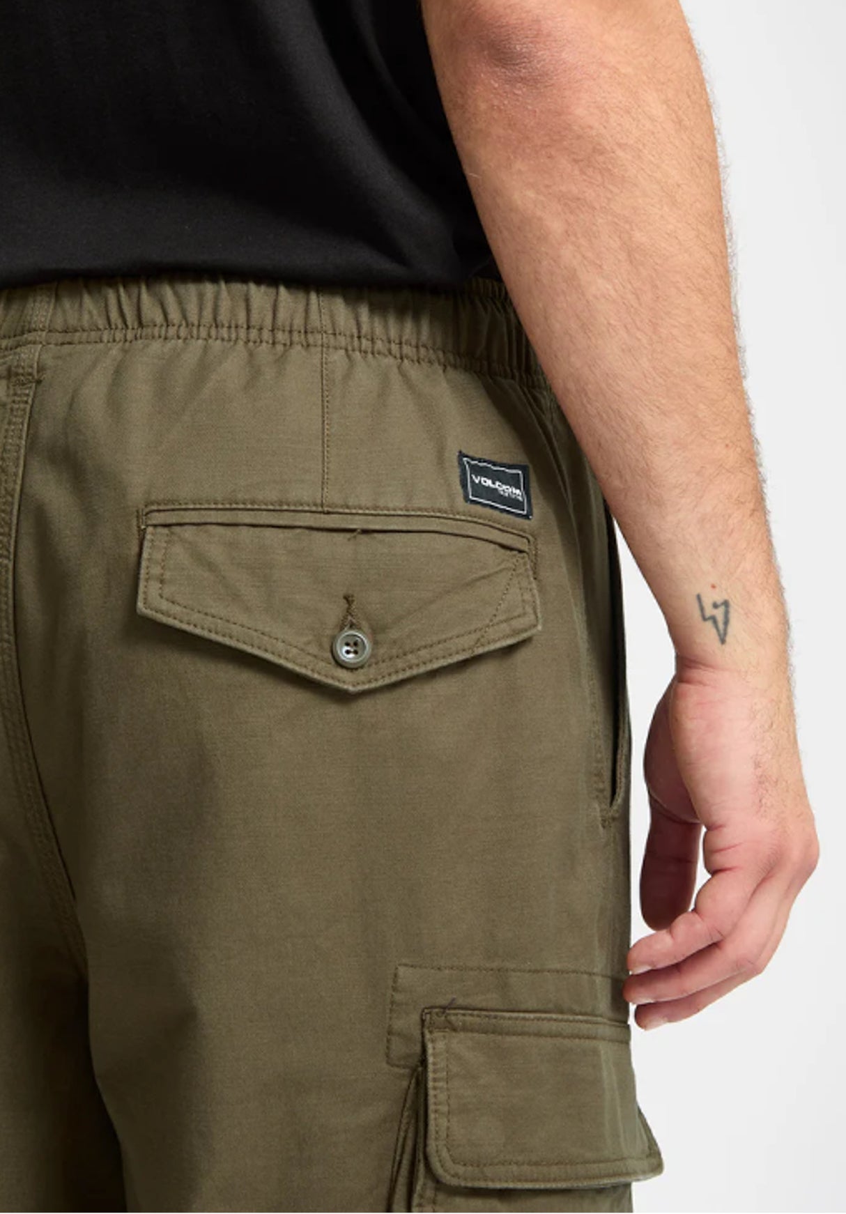Billow Tapered EW Cargo sageleaf Closeup1
