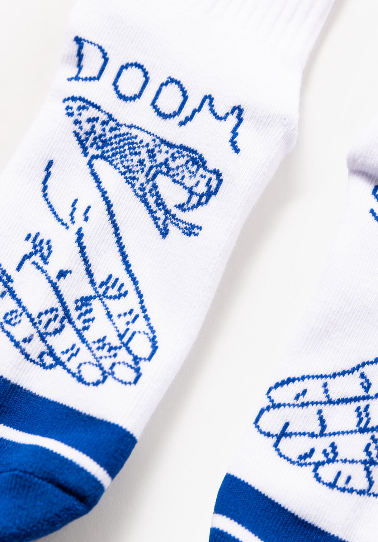 Snake Shake blue-white Closeup1