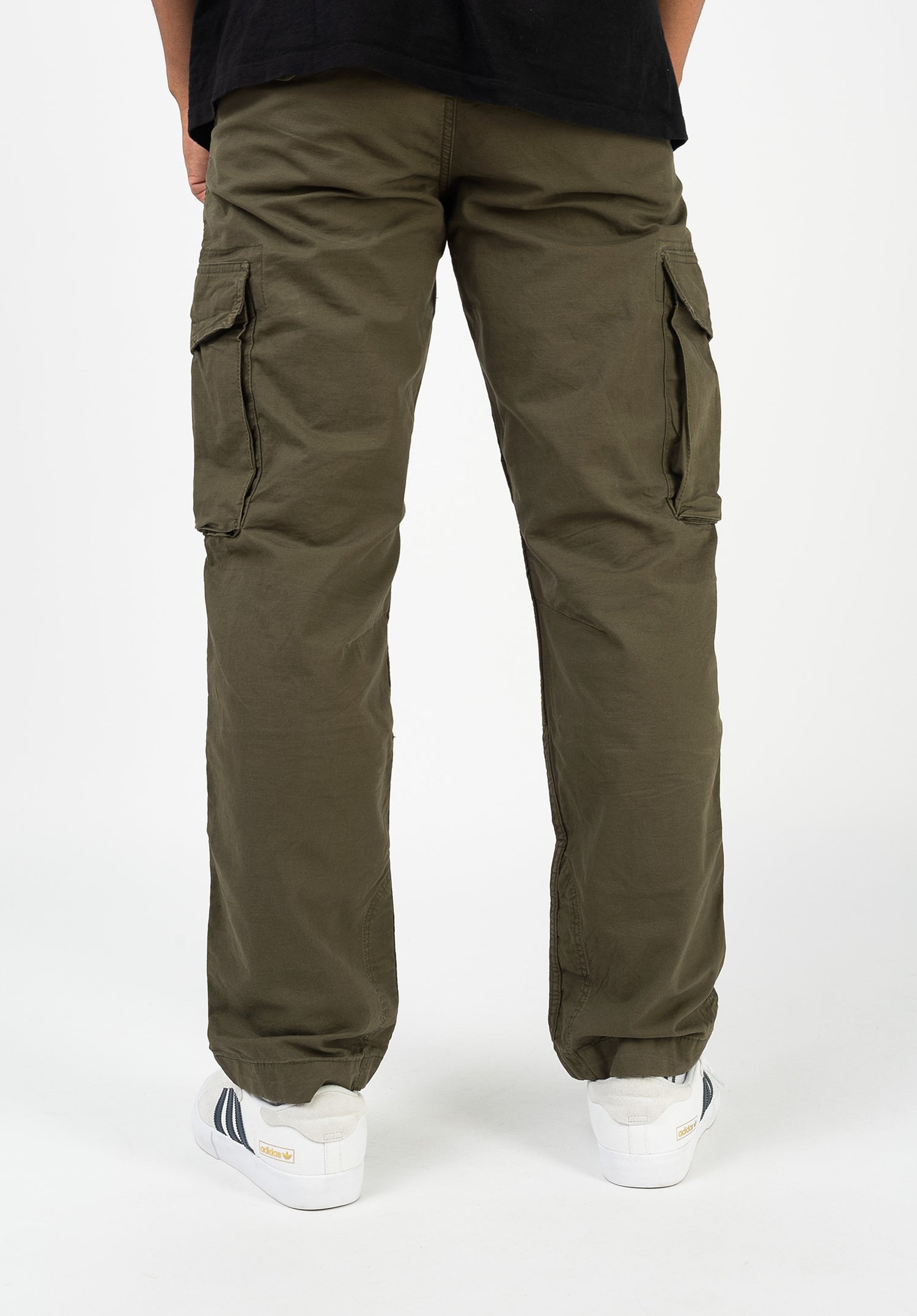 Flex Cargo LC clayolive Closeup1 Zoom Image