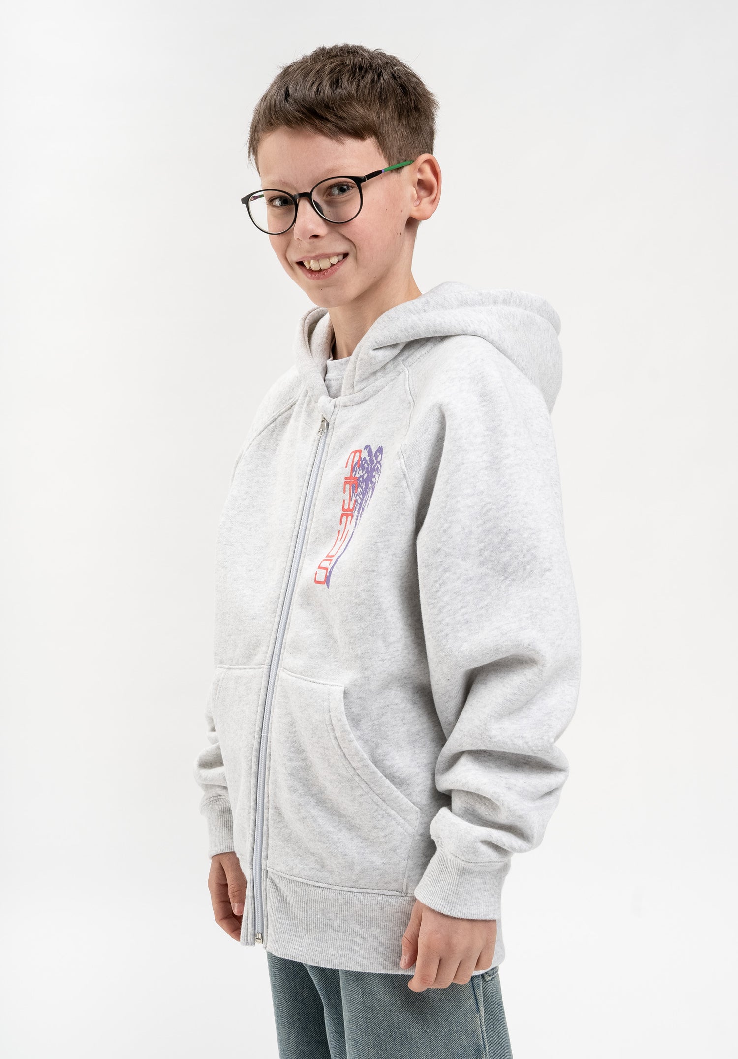 Terje lightheathergrey Closeup1 Zoom Image