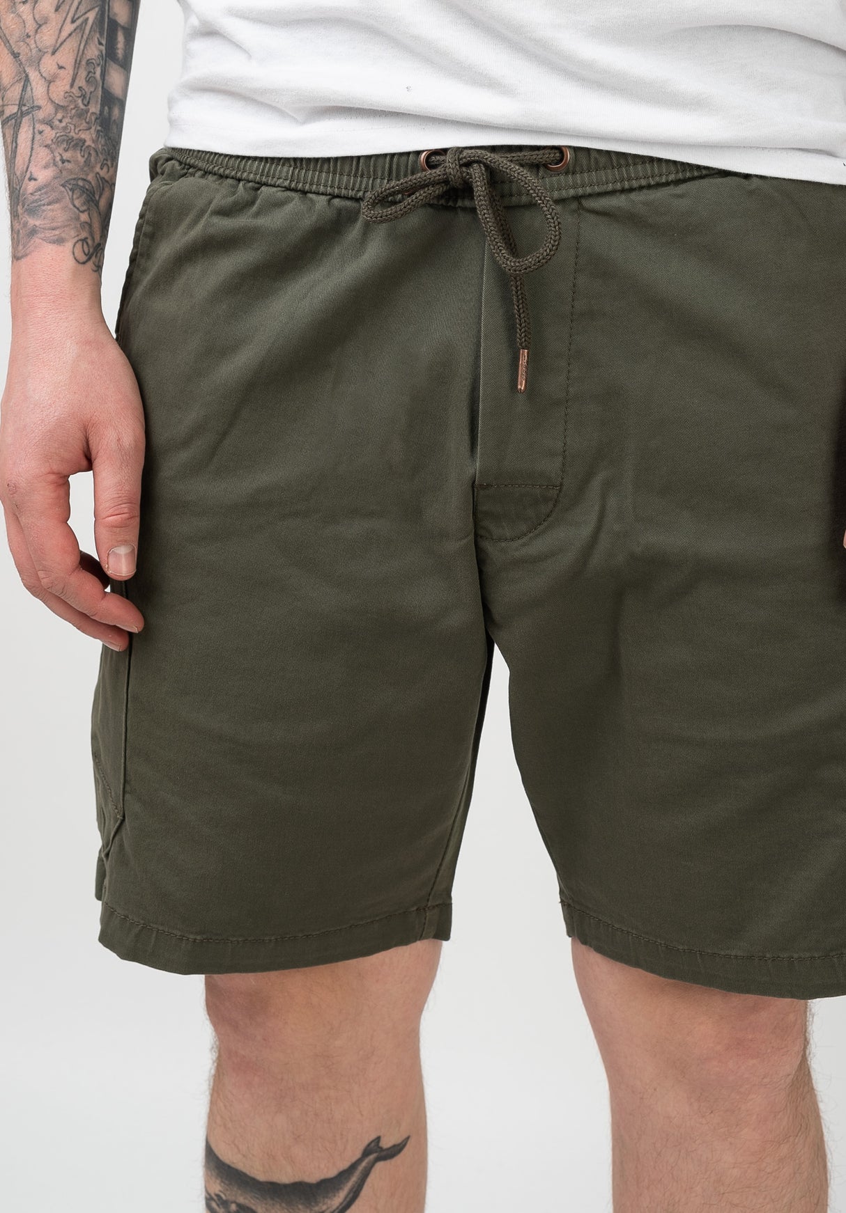Dominik|1,85|L