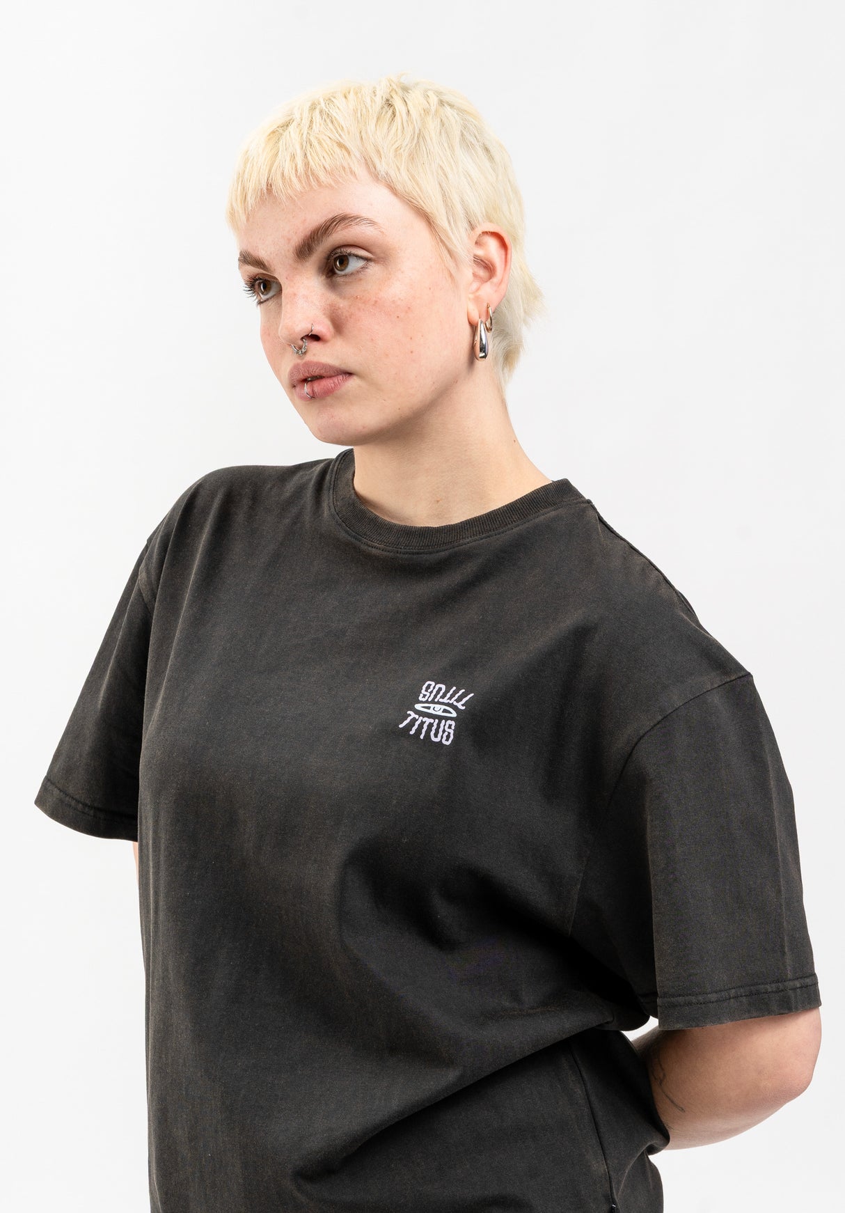 Effie blackfaded Closeup1