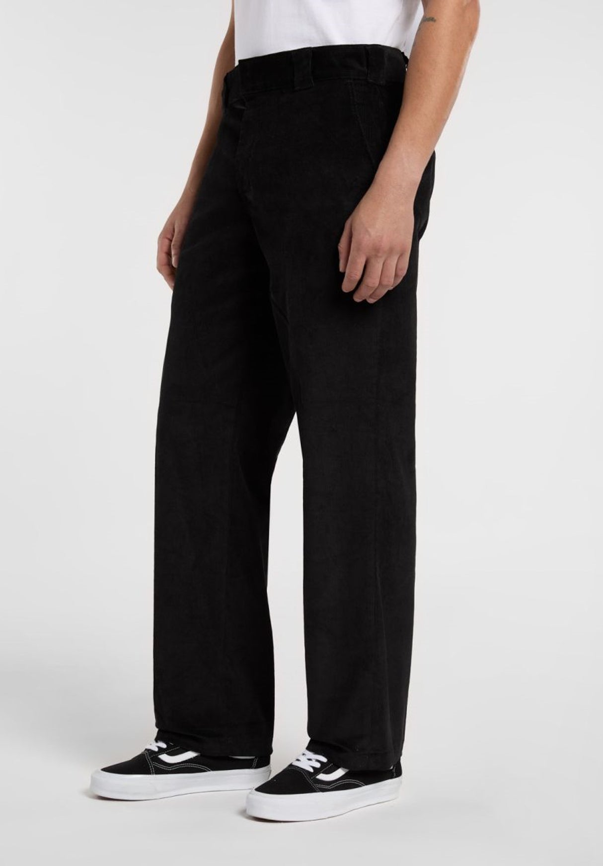 Corduroy 874 Pant black Closeup1