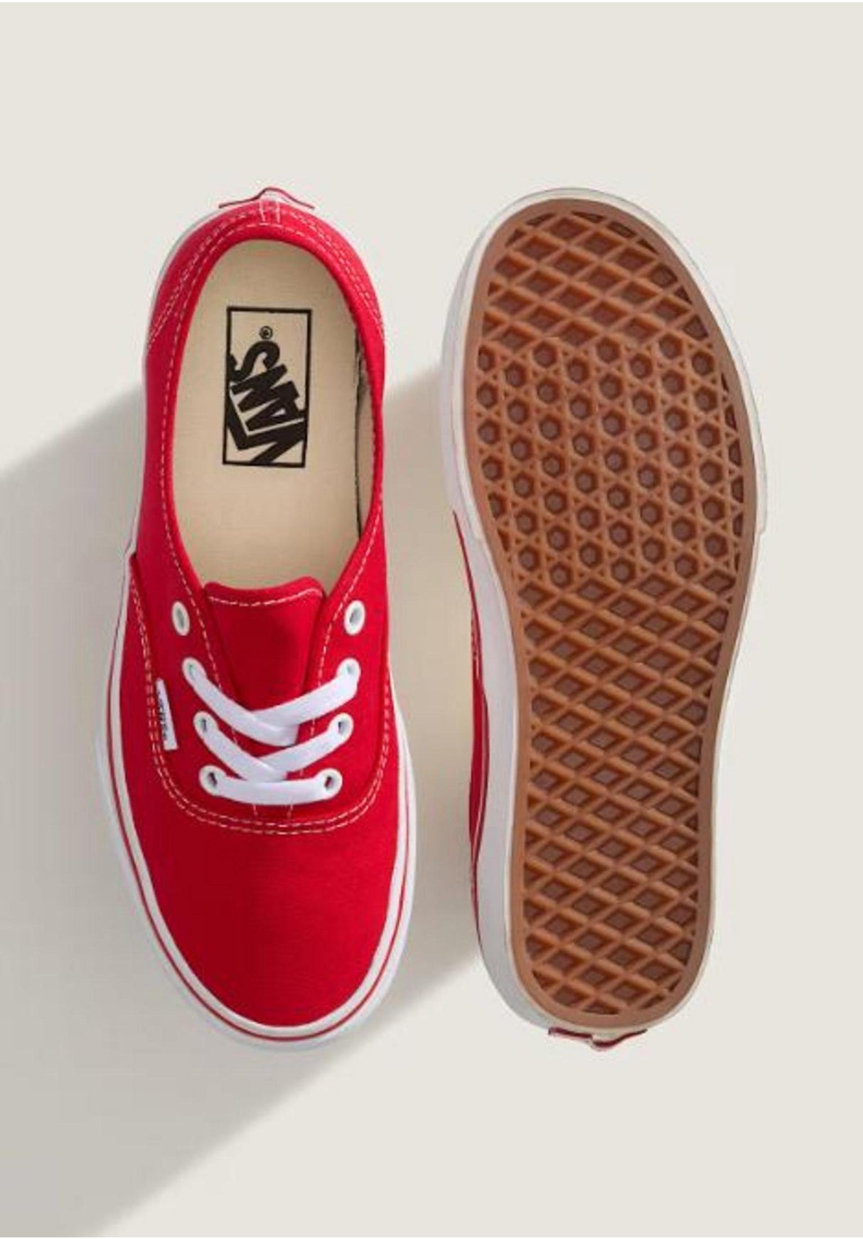 Authentic red Closeup1