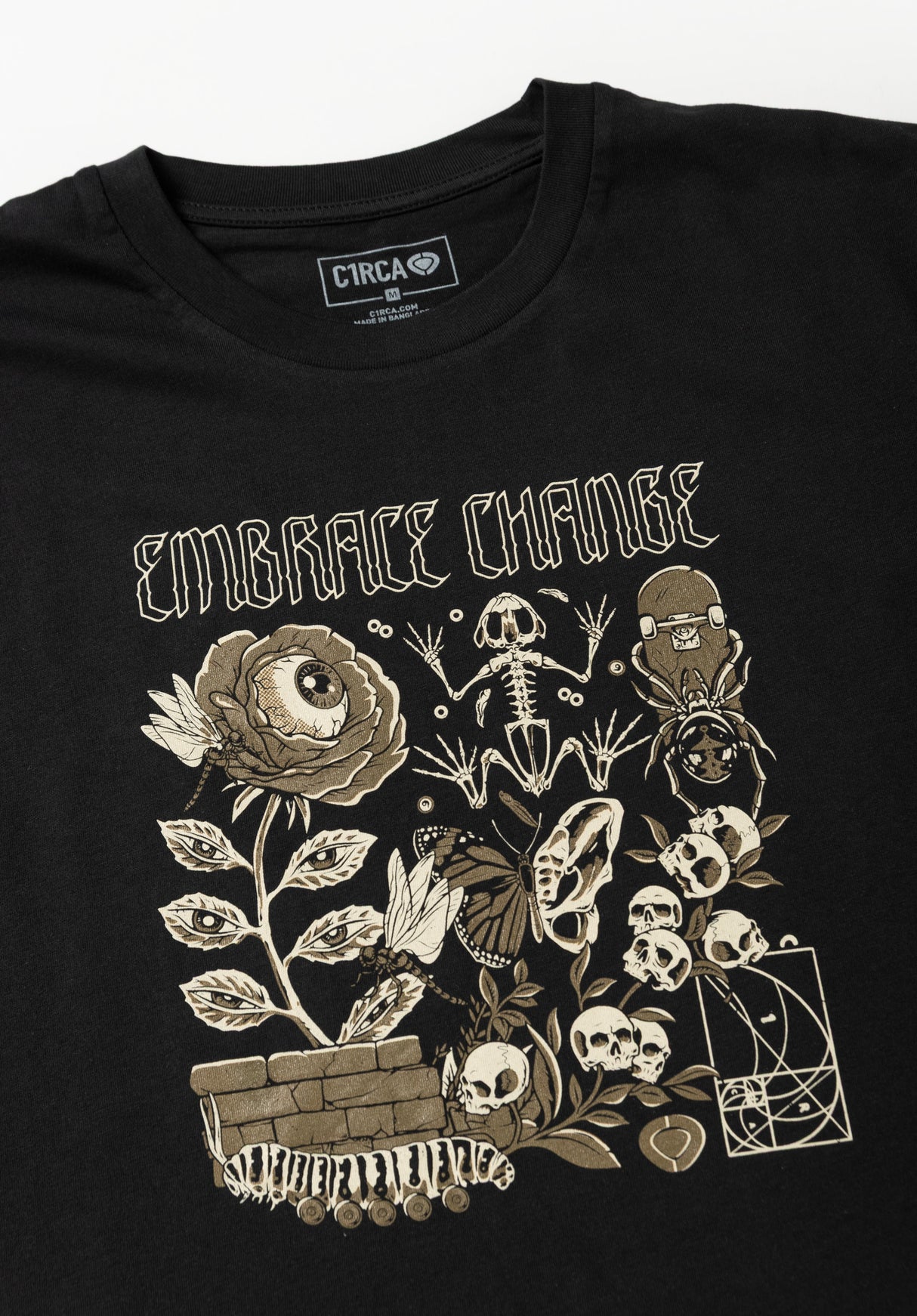 Mutation Tee black Rueckenansicht