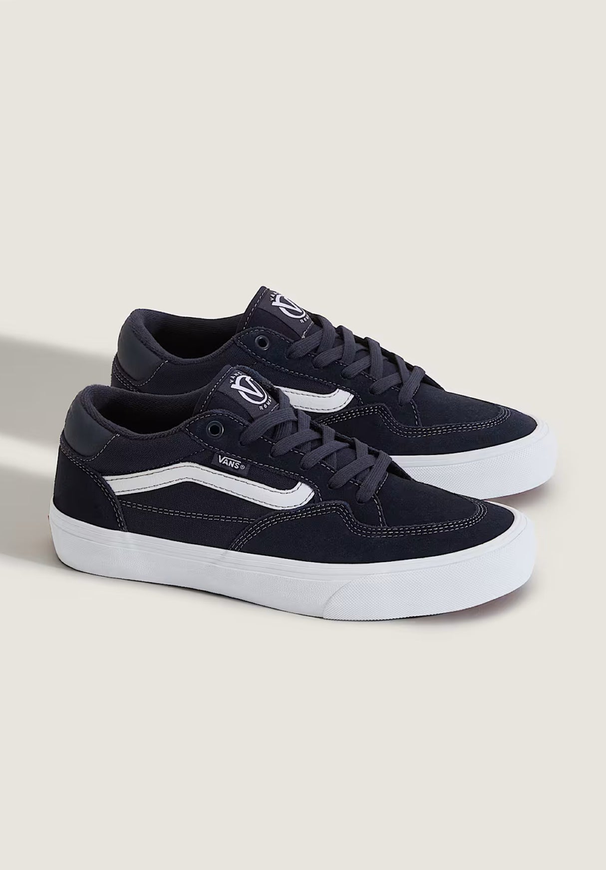 Skate Rowan navy-white Rueckenansicht