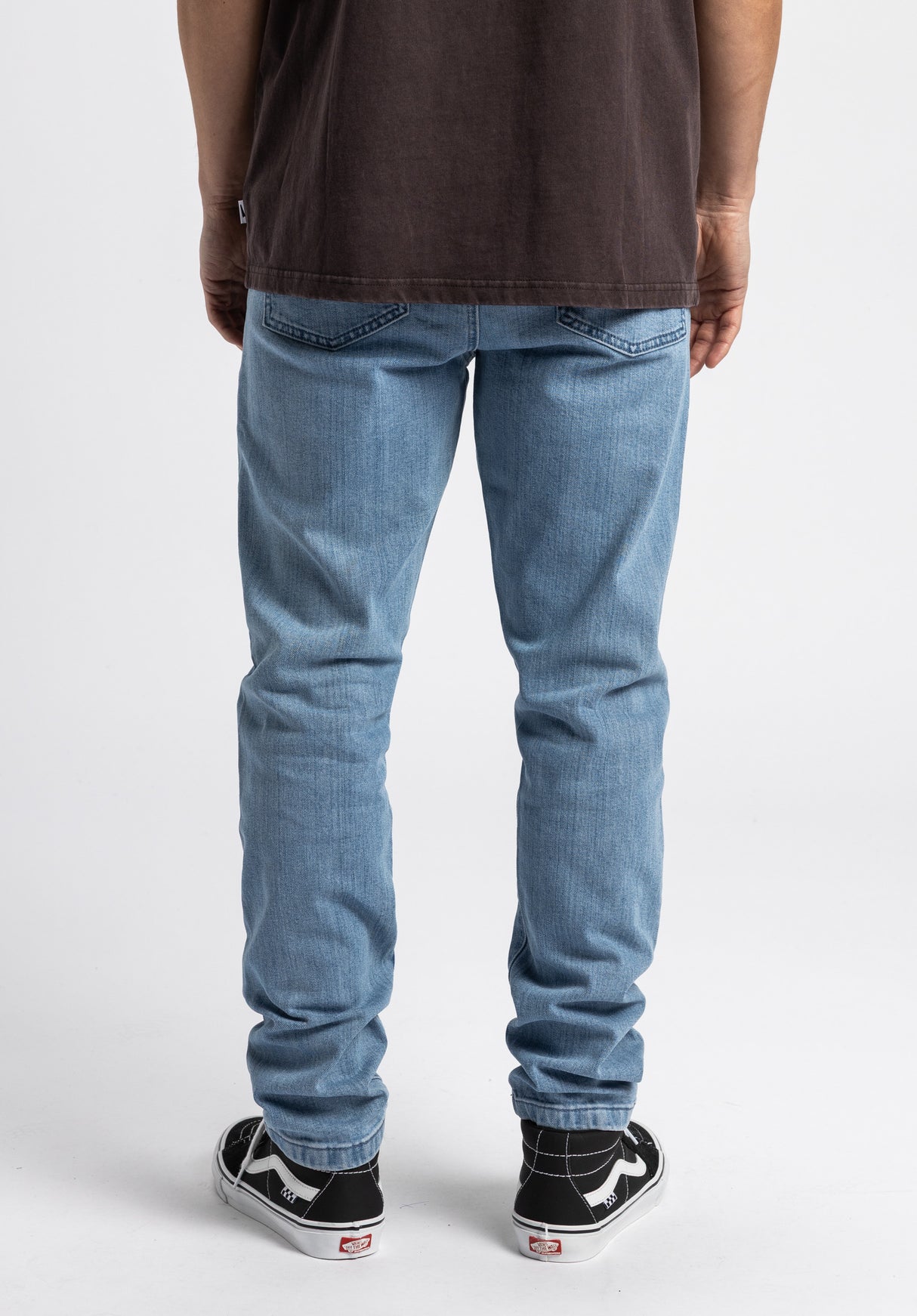 Carum lightbluedenim Closeup2