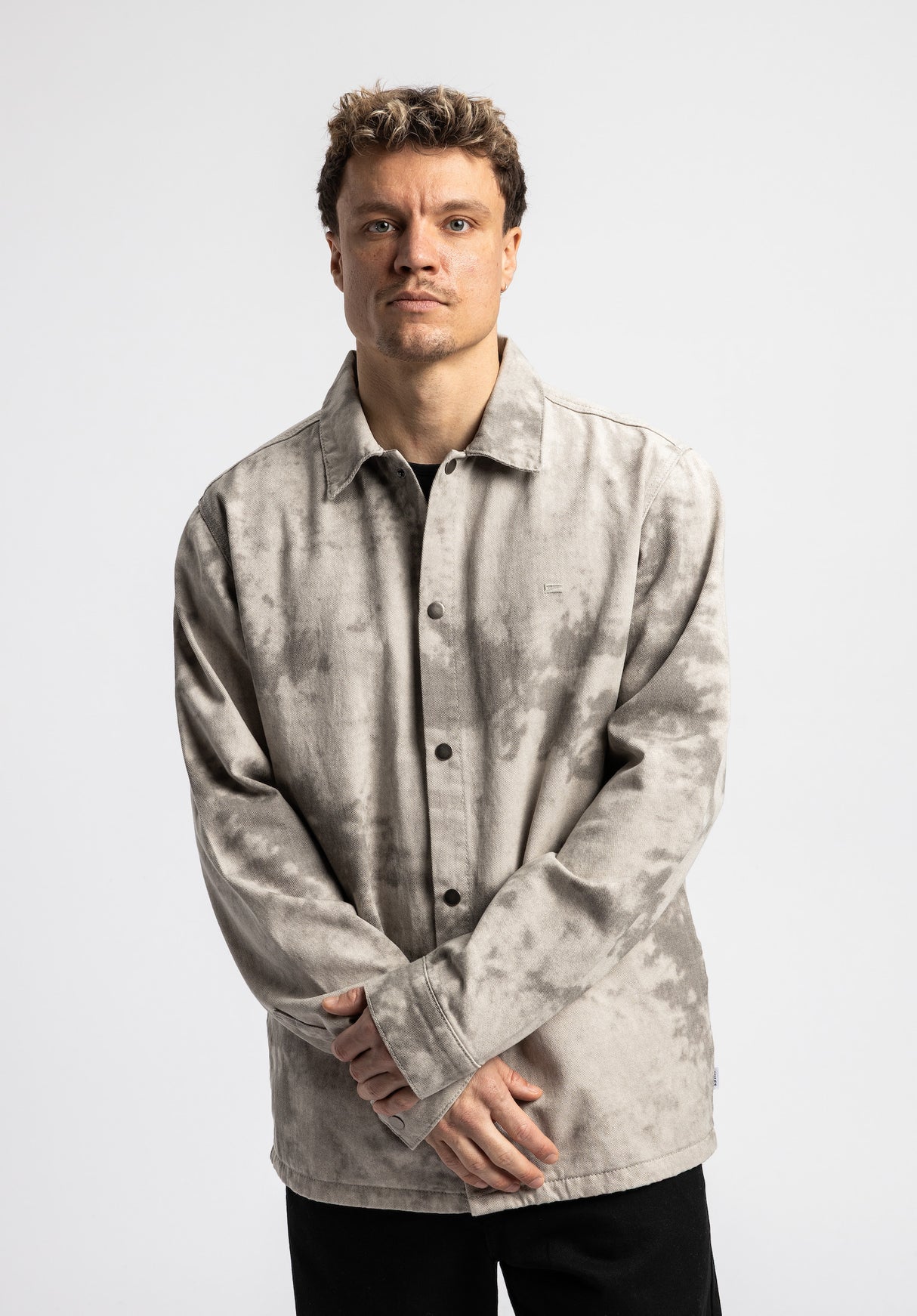 Avelis grey Rueckenansicht