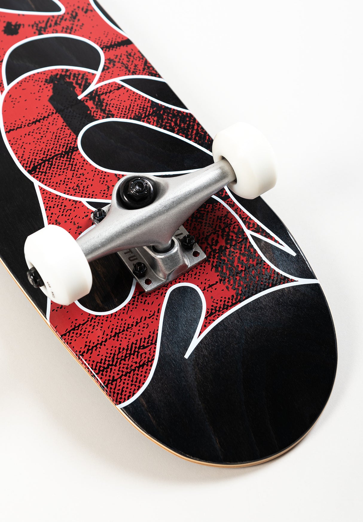 Classic Logo Mini black-stained Closeup2