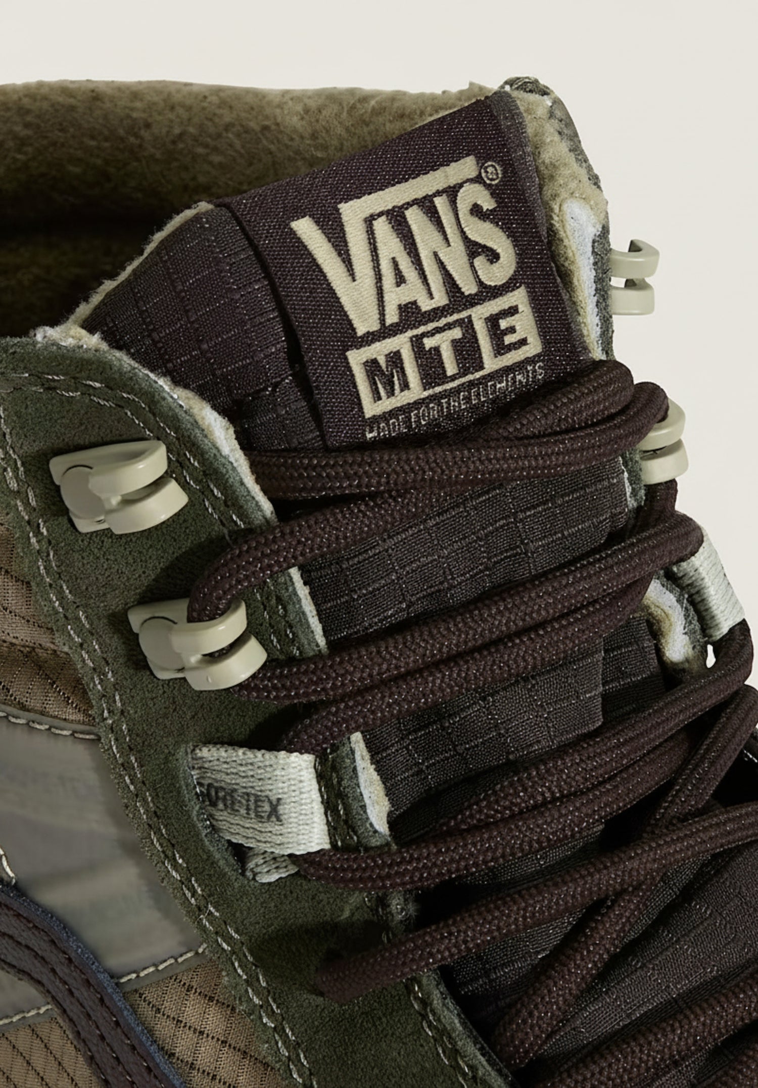 MTE Sk8-Hi Gore-Tex Insulated darkgreen-darkbrown Seitenansicht Zoom Image