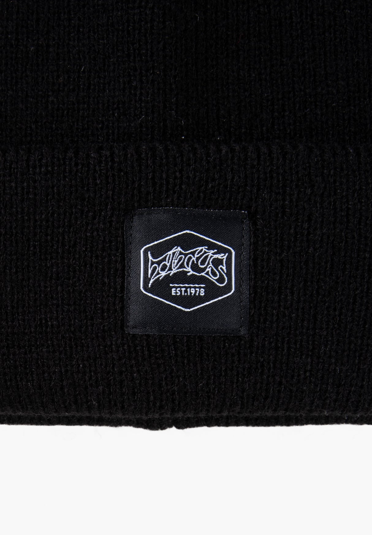 Big Logo black-black Rueckenansicht