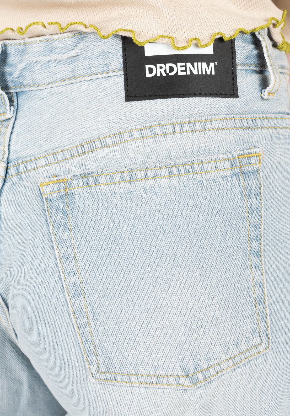 Hill canyonpaleworn Closeup2