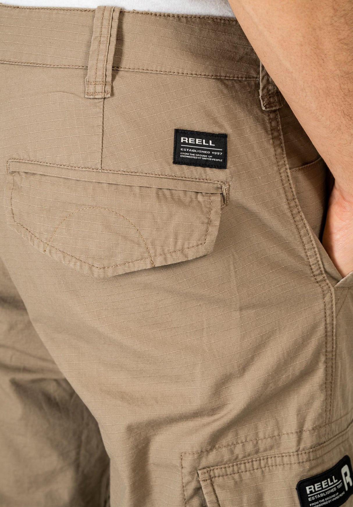 Cargo Ripstop taupe Closeup2