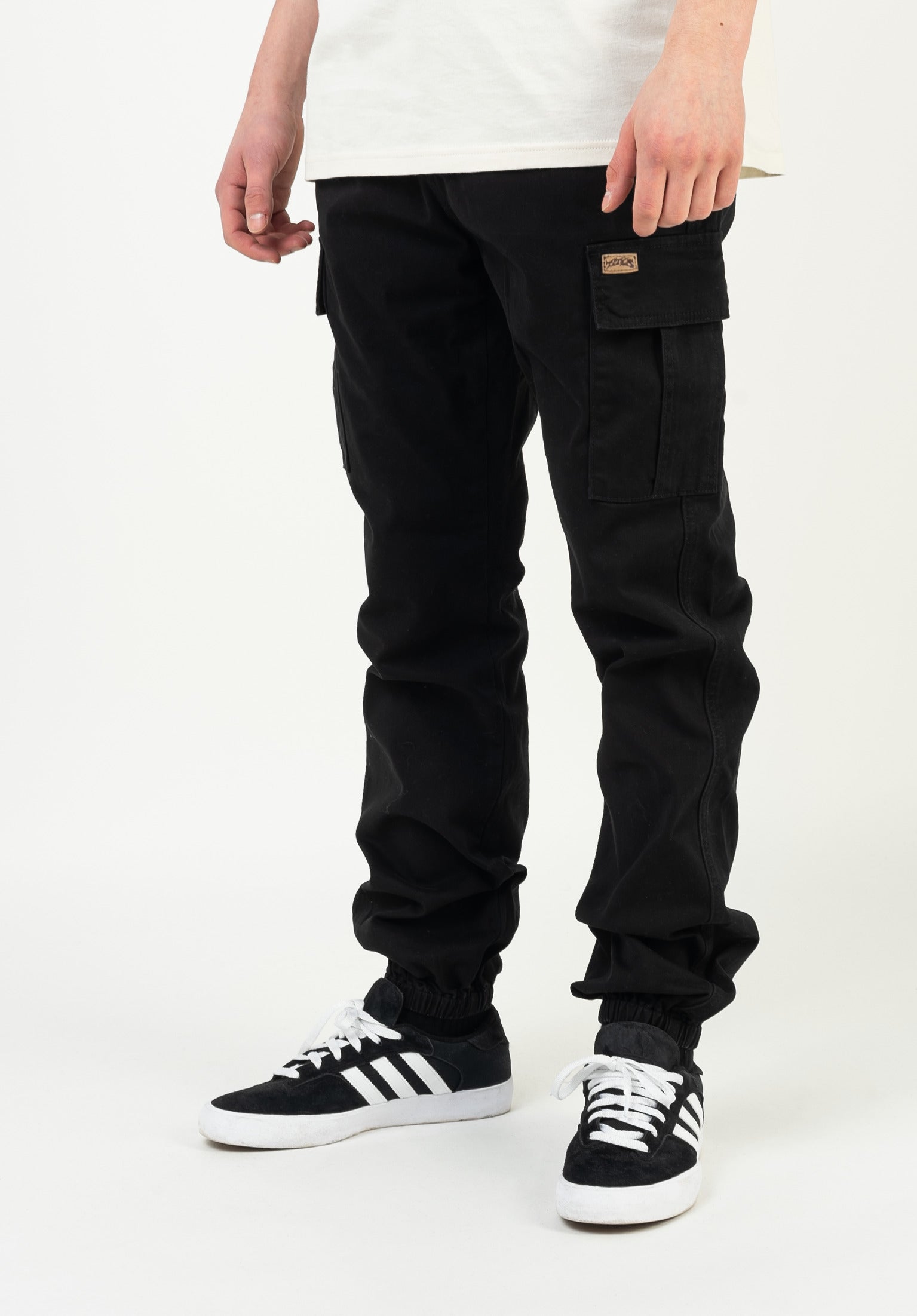 Cross TITUS Chino- / Cloth pants in black for men