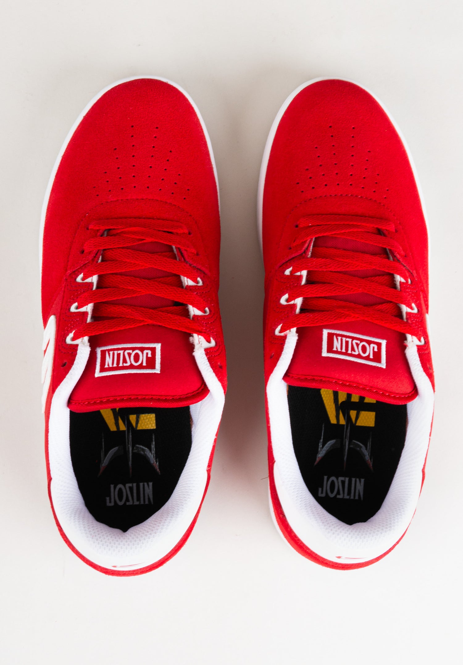 Joslin x Michelin red-white Closeup2 Zoom Image