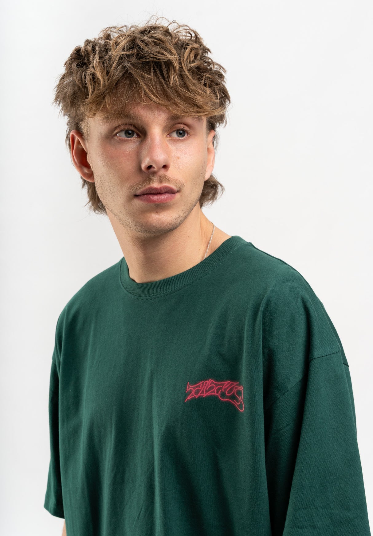 Retro Classic Logo greenforest Closeup1