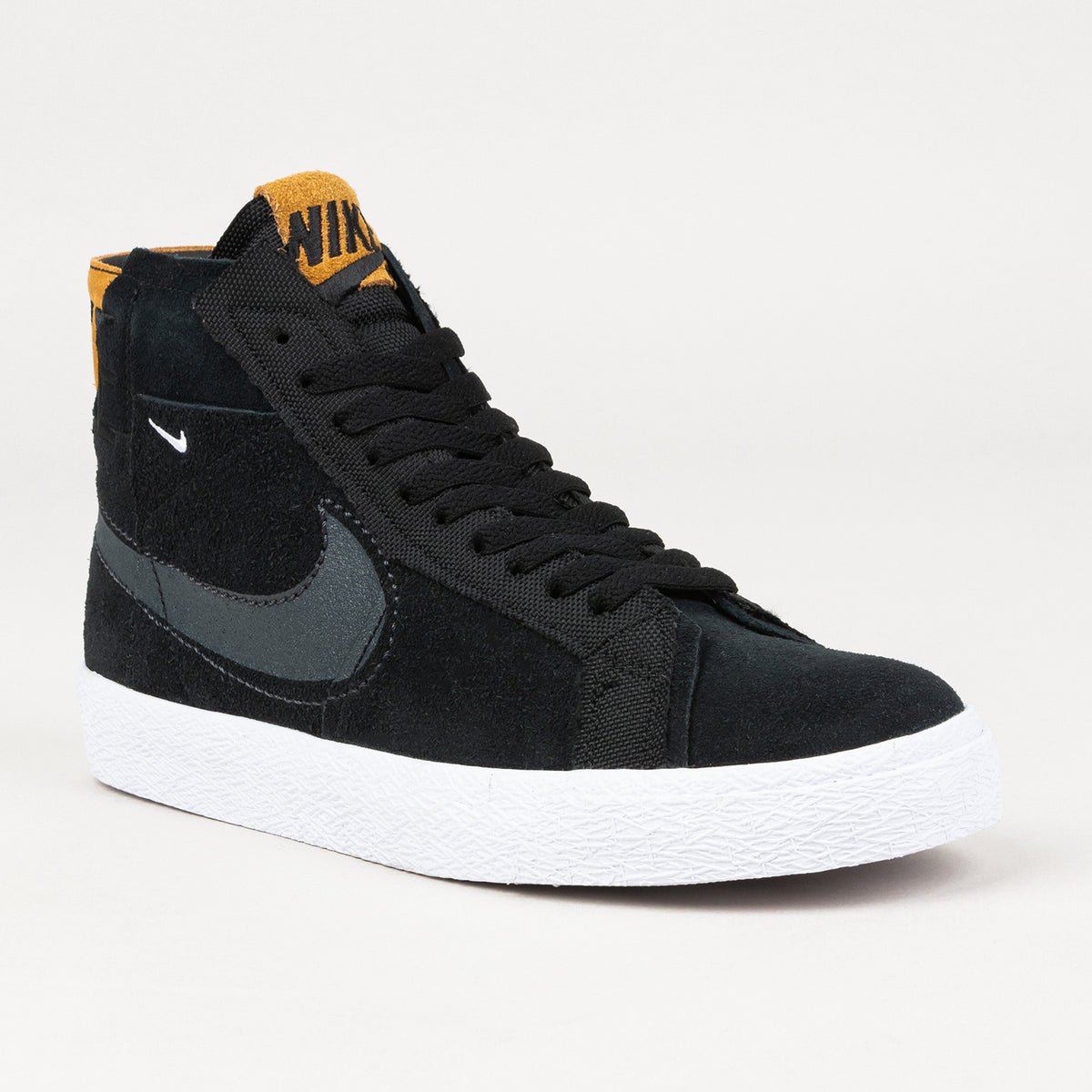 Zoom Blazer Mid Premium Nike SB Mens Shoes in black-anthracite
