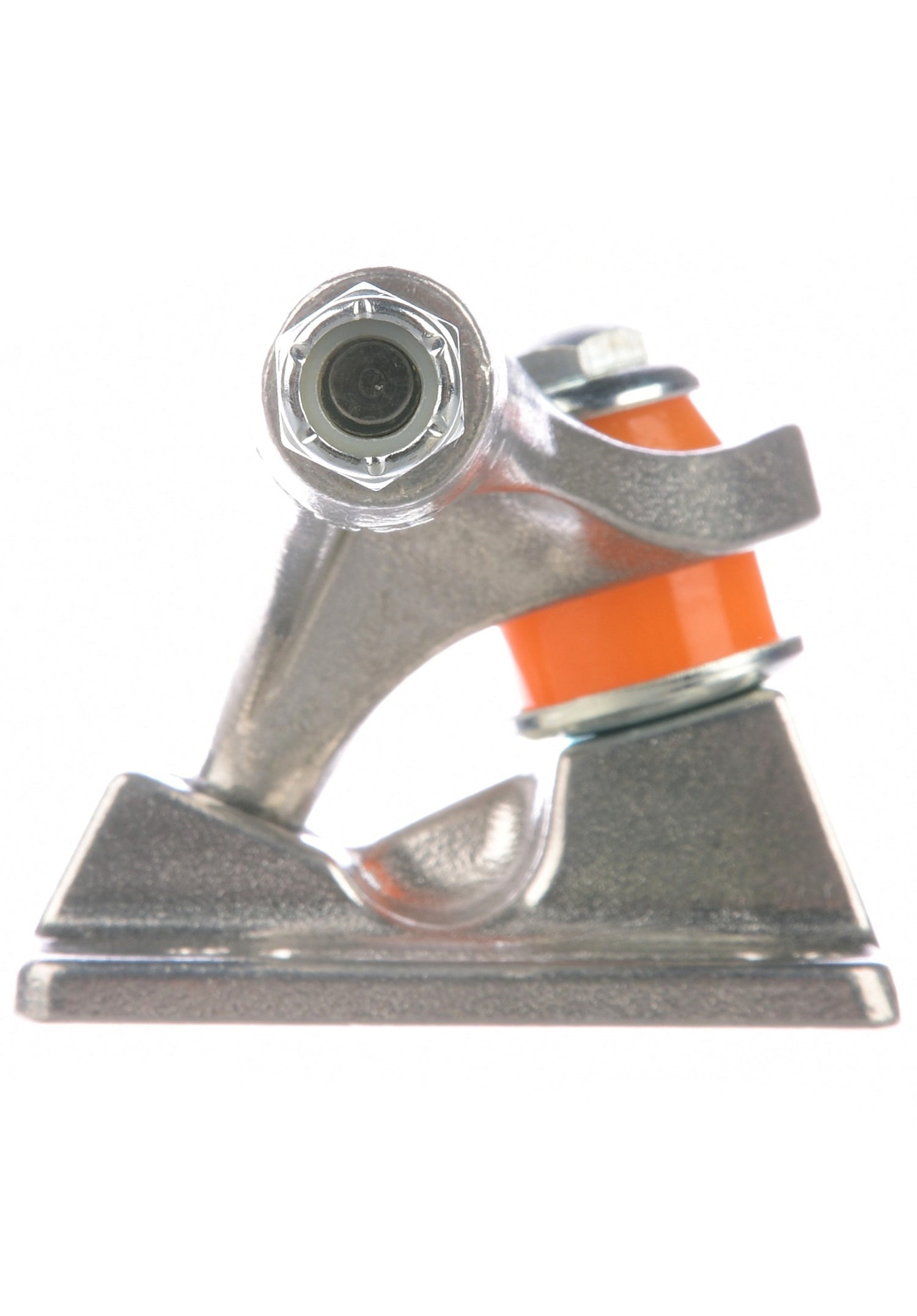 149 Stage 11 Polished Mid silver Close-Up1 Zoom Image