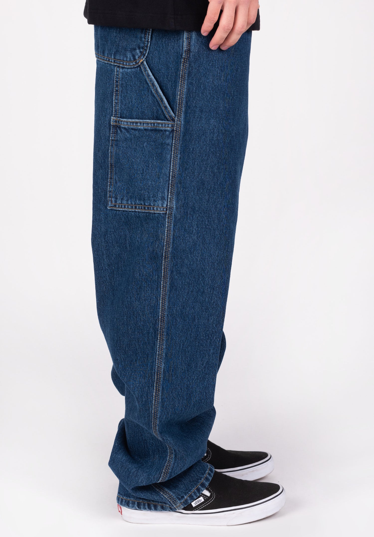 Janik|1,80|32 Zoom Image