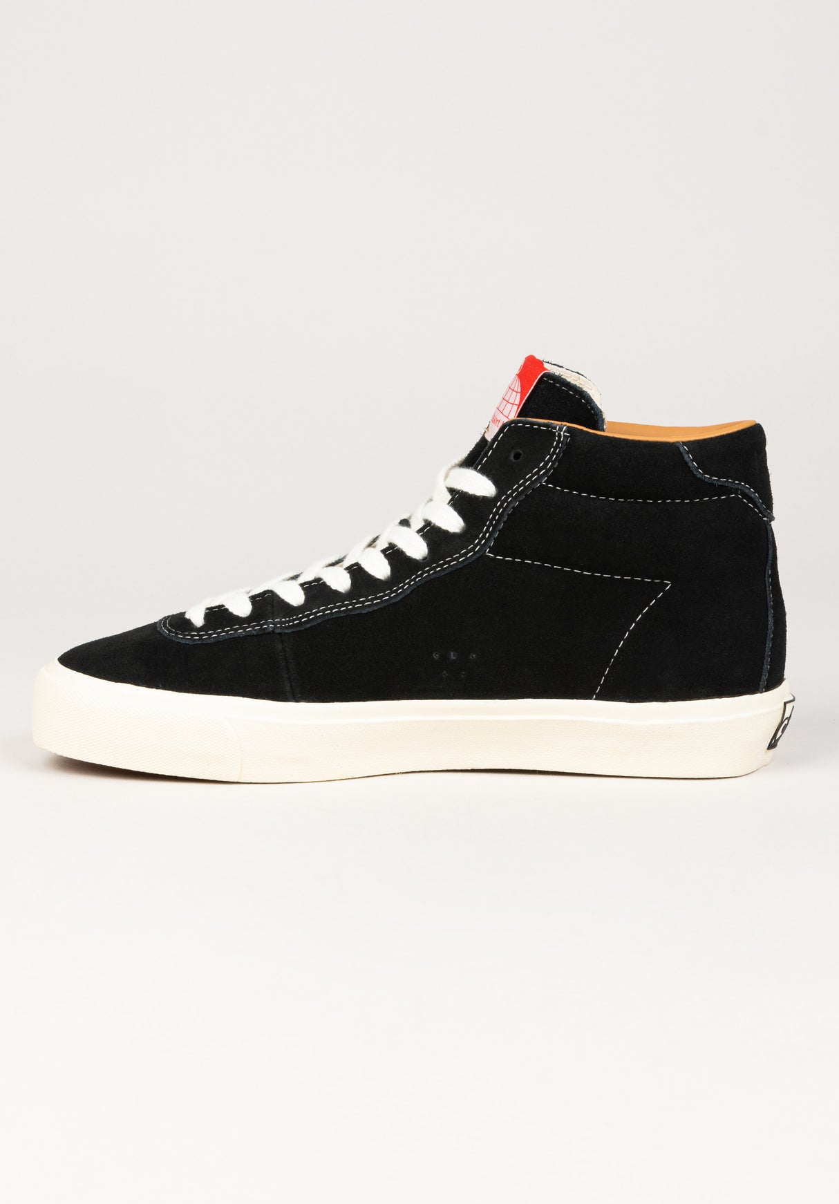 VM001 Suede Hi black-white Oberansicht