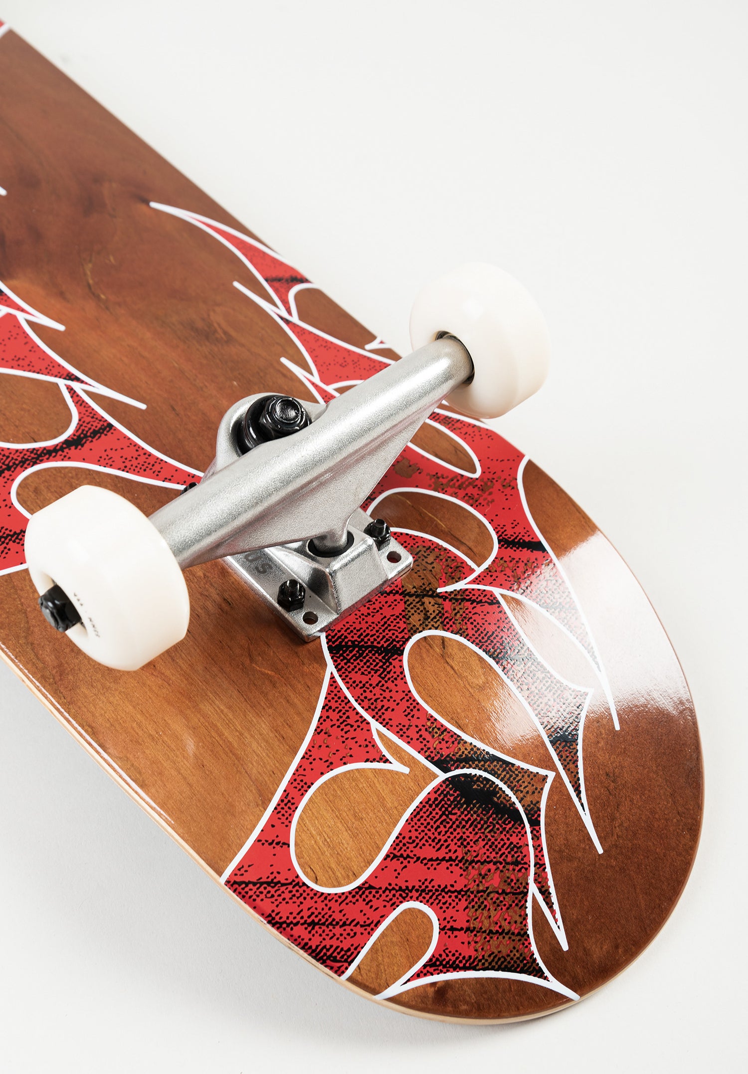 Triple Classic Logo brown-stained Oberansicht Zoom Image