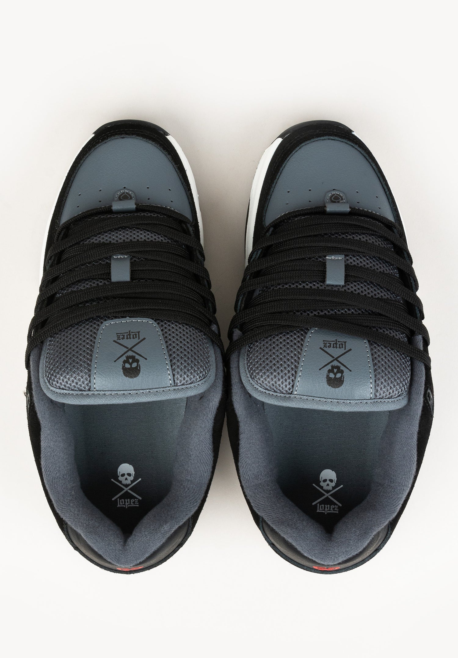 805 black-pewter Close-Up2 Zoom Image