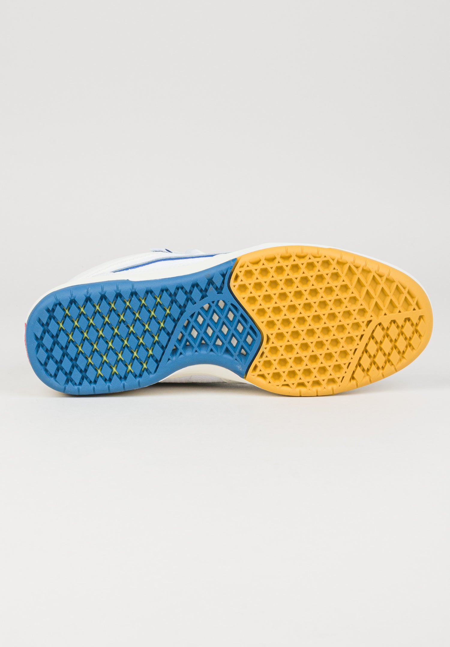 Zahba Mid vintagesport-white-multi Close-Up1 Zoom Image